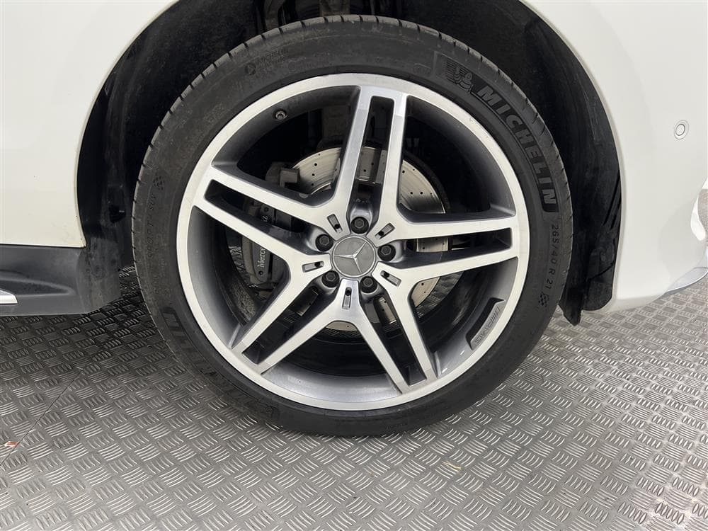 Mercedes-Benz GLE 350d 4M 258hk AMG Värmare Pano H/K 360°interiör