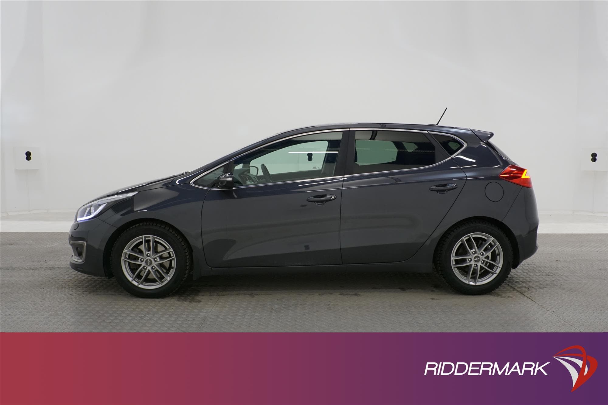 Kia Ceed 5dr 1.6 GDI 135hk