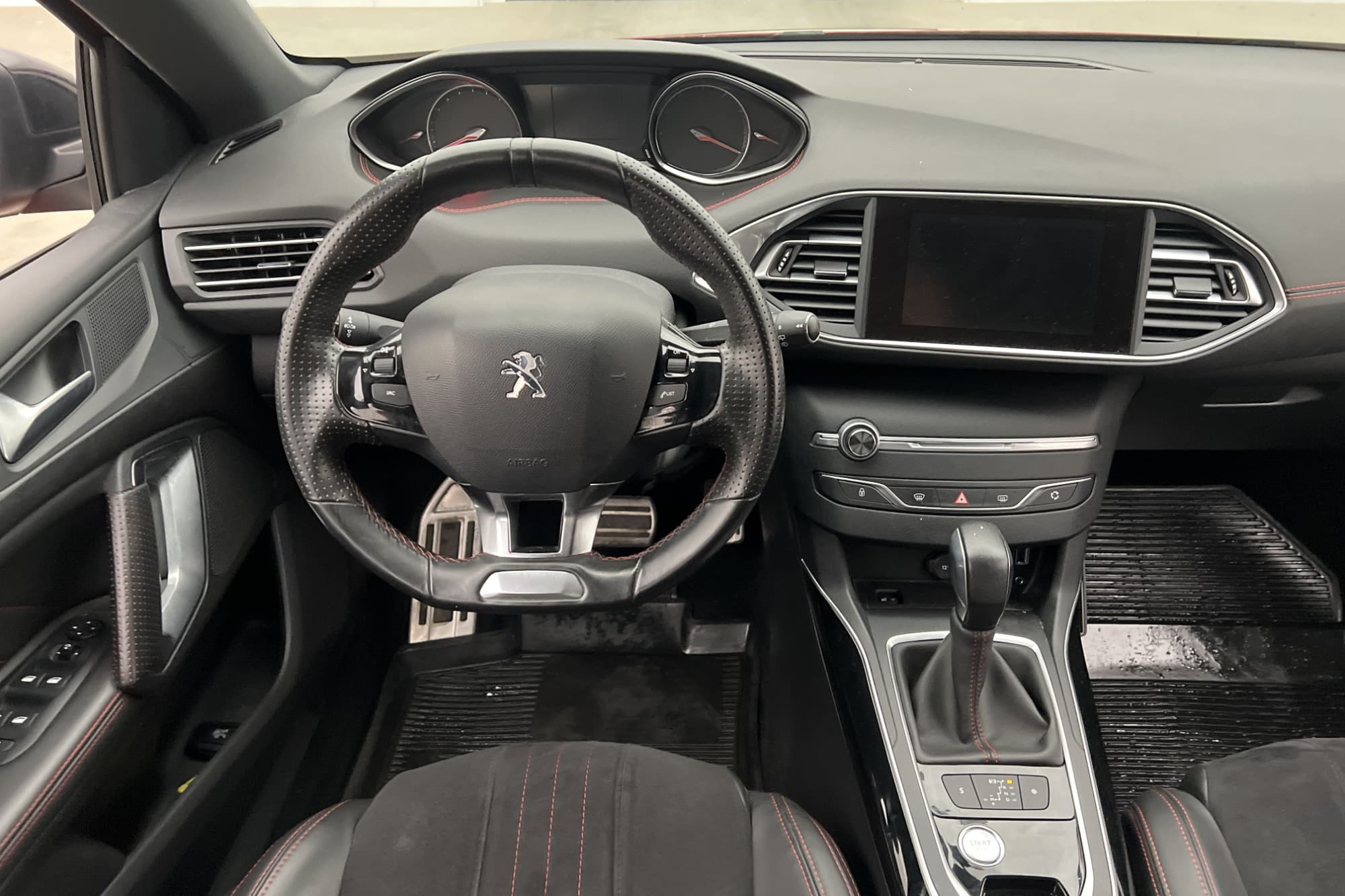 Peugeot 308 1.2 130hk GT-Line M&K-Värmare LED-Ramp Kamera