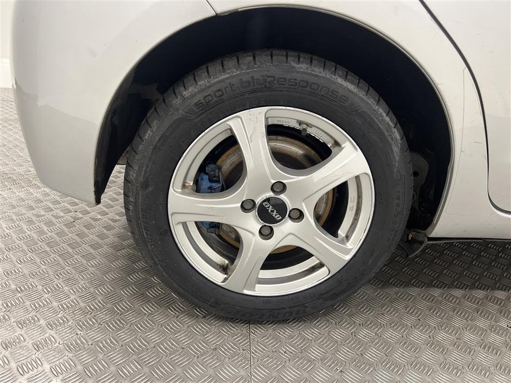Toyota Yaris 1.5 Hybrid 101hk Välservad Låg Skatt 0,33L/mil