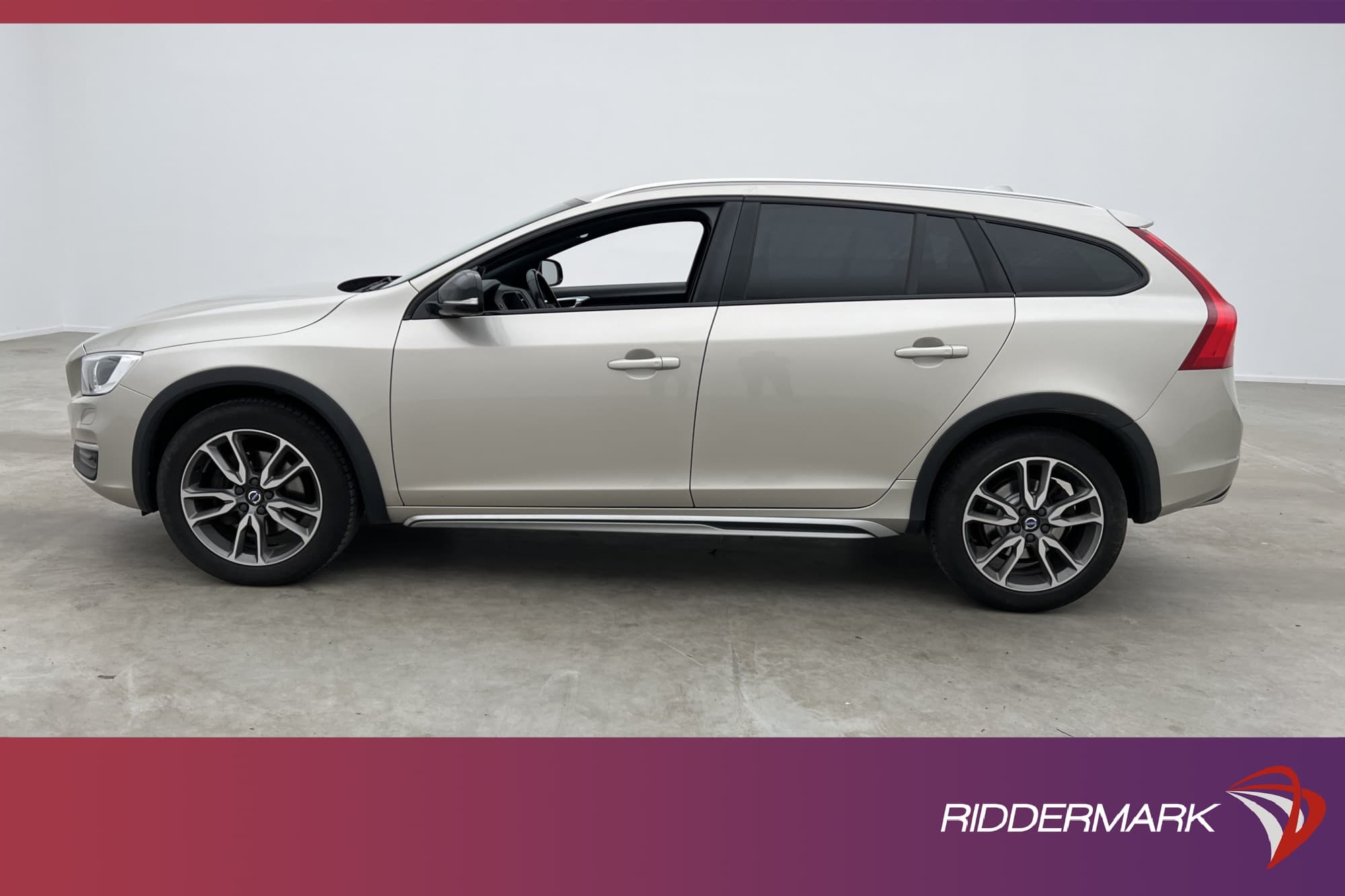 Volvo V60 D4 AWD Cross Country