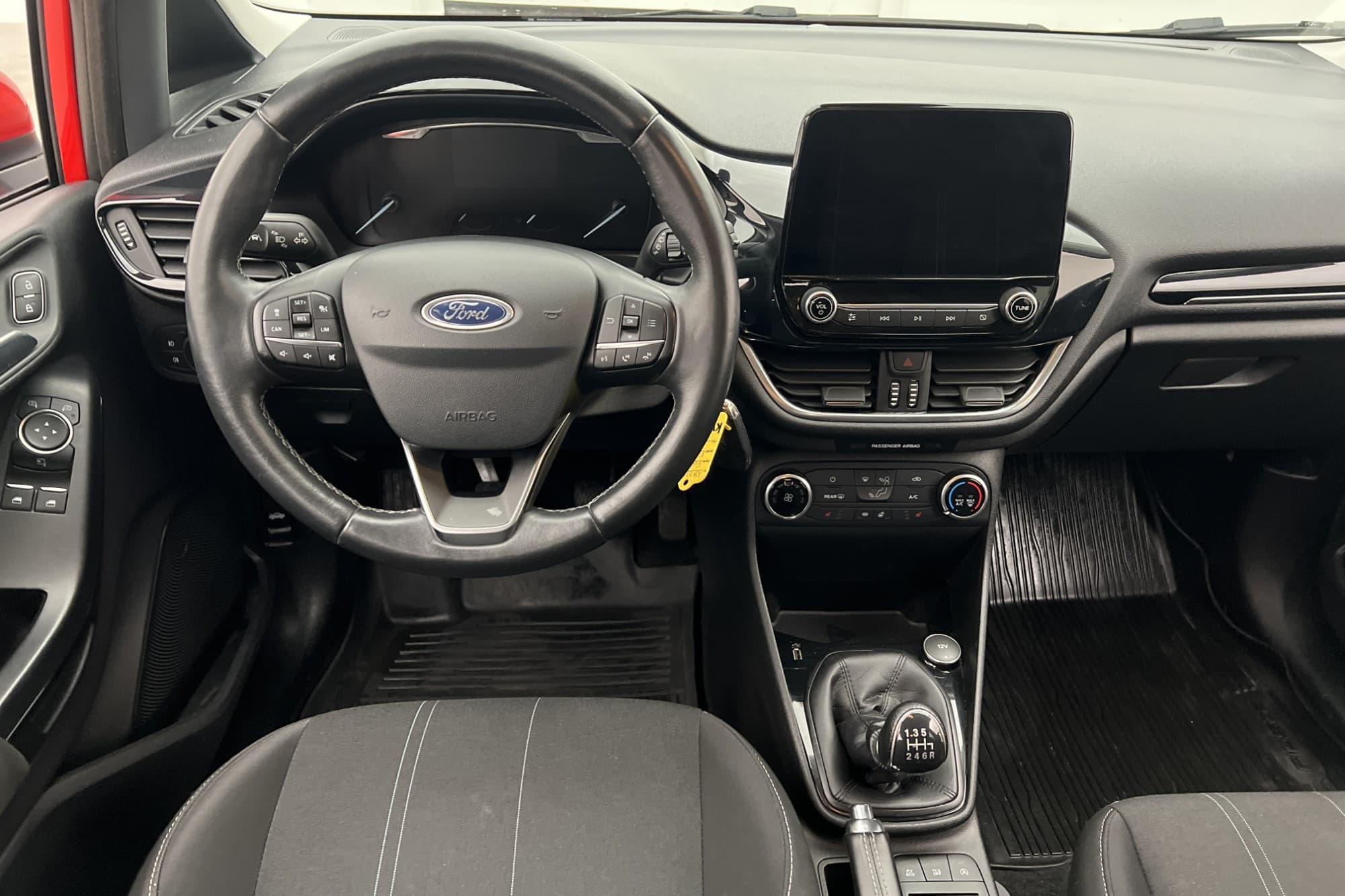 Ford Fiesta 1.0 100hk Trend Sensorer Adaptiv-Fart Rattvärme
