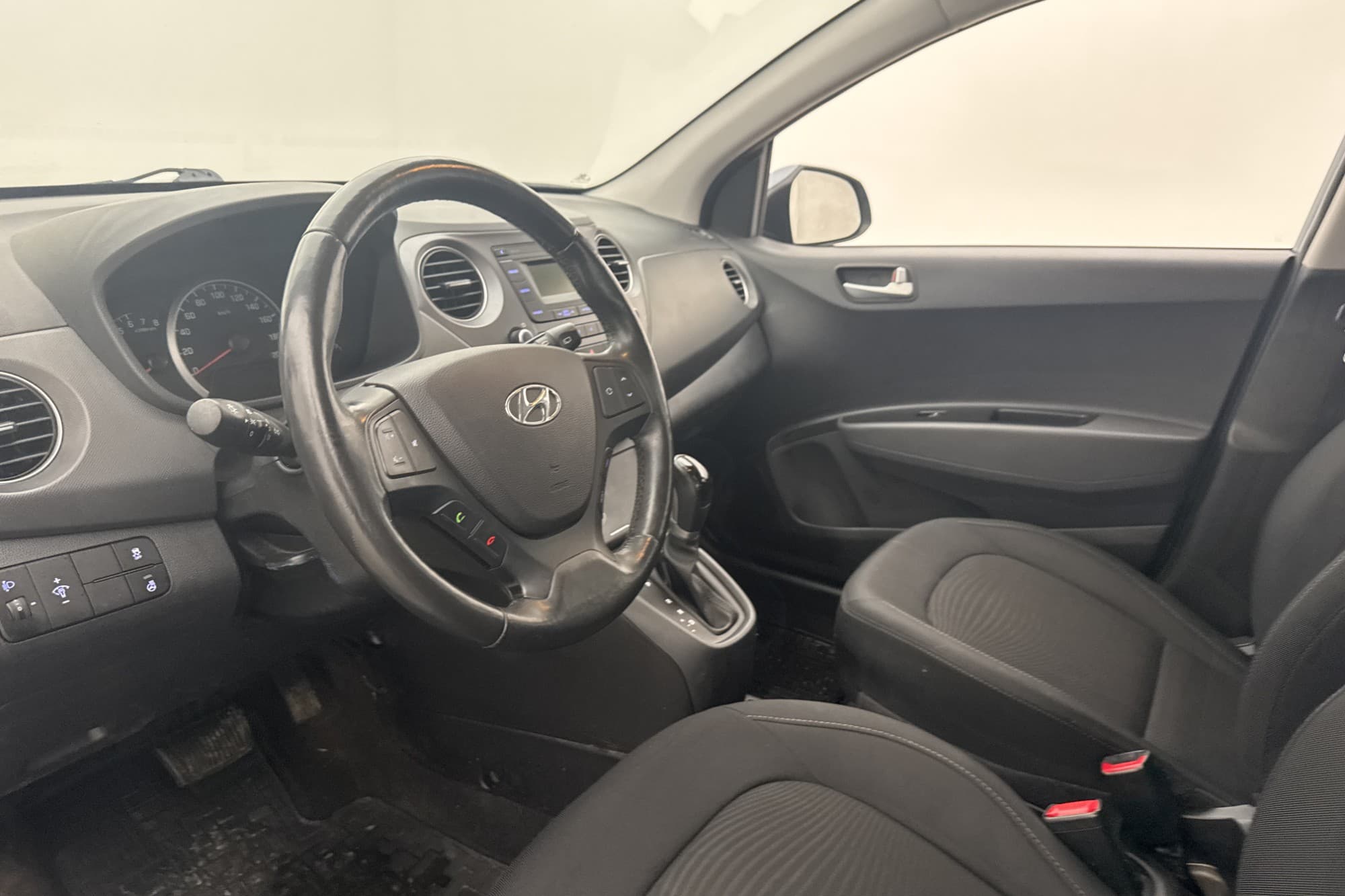Hyundai i10 1.0 67hk Premium Rattvärme Bluetooth 0.58L/Mil