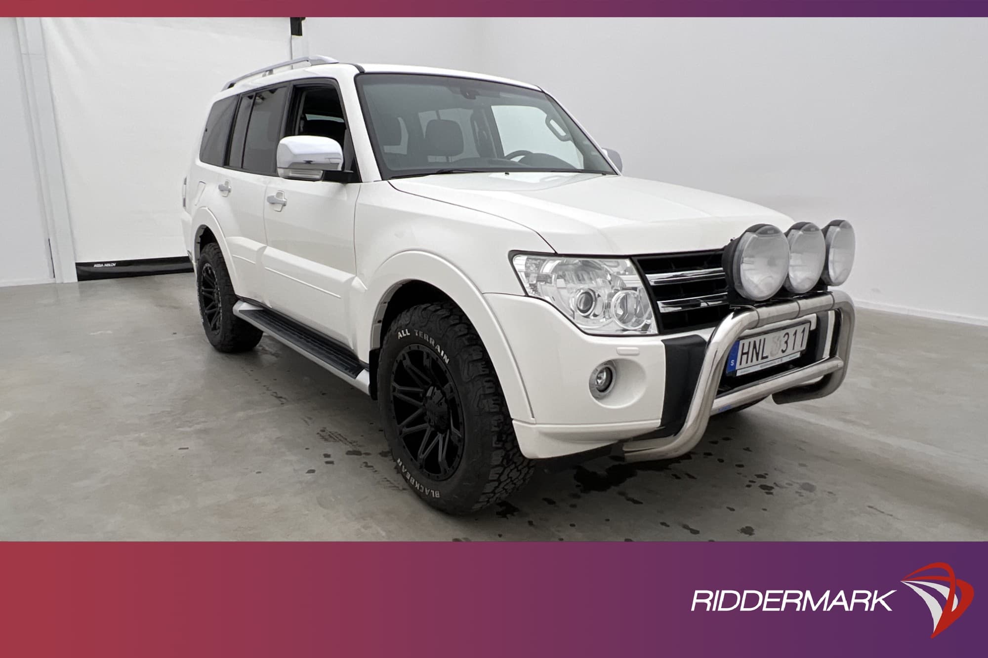 Mitsubishi Pajero 3.2 4WD 200hk