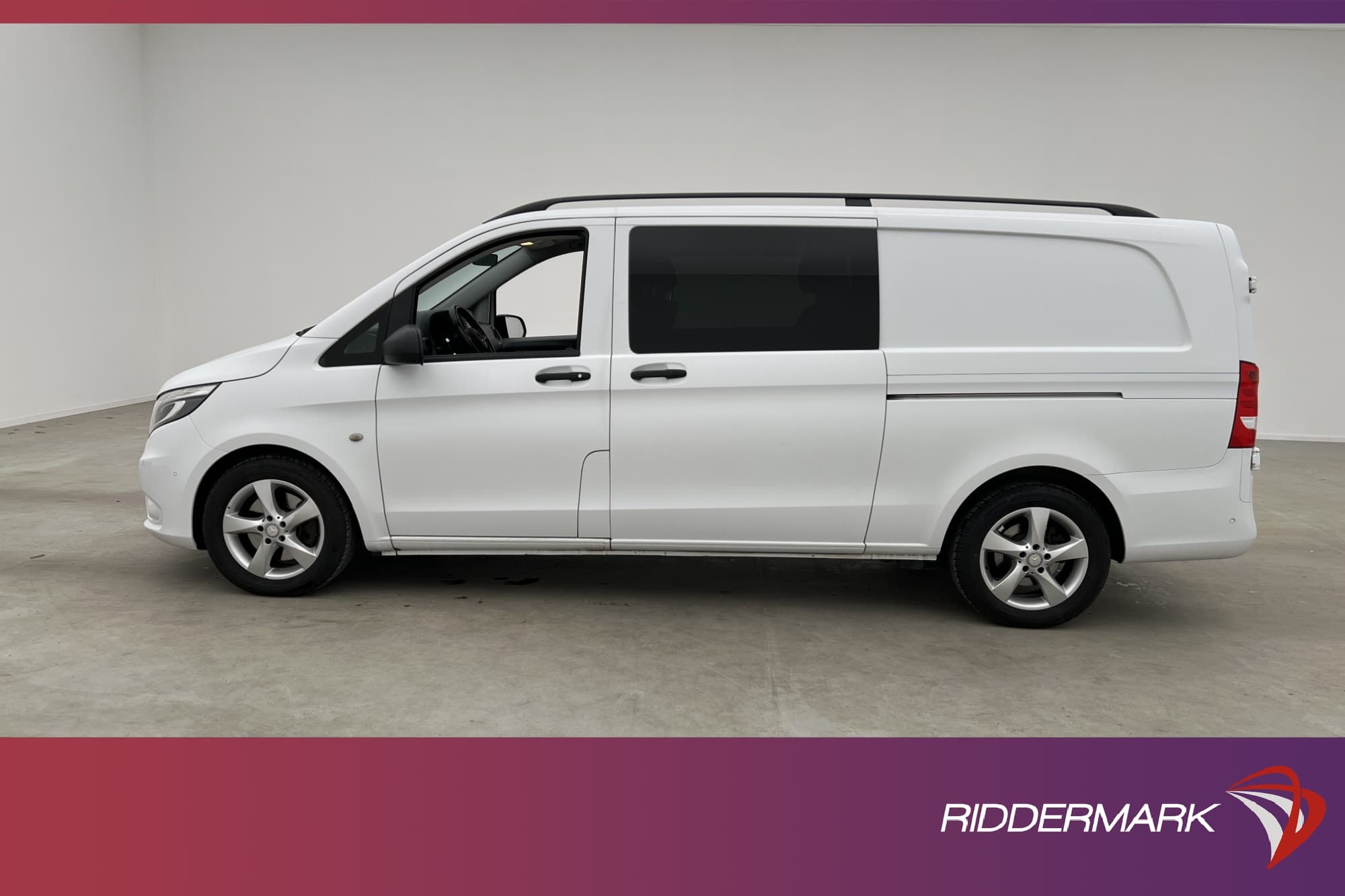 Mercedes-Benz Vito Mixto