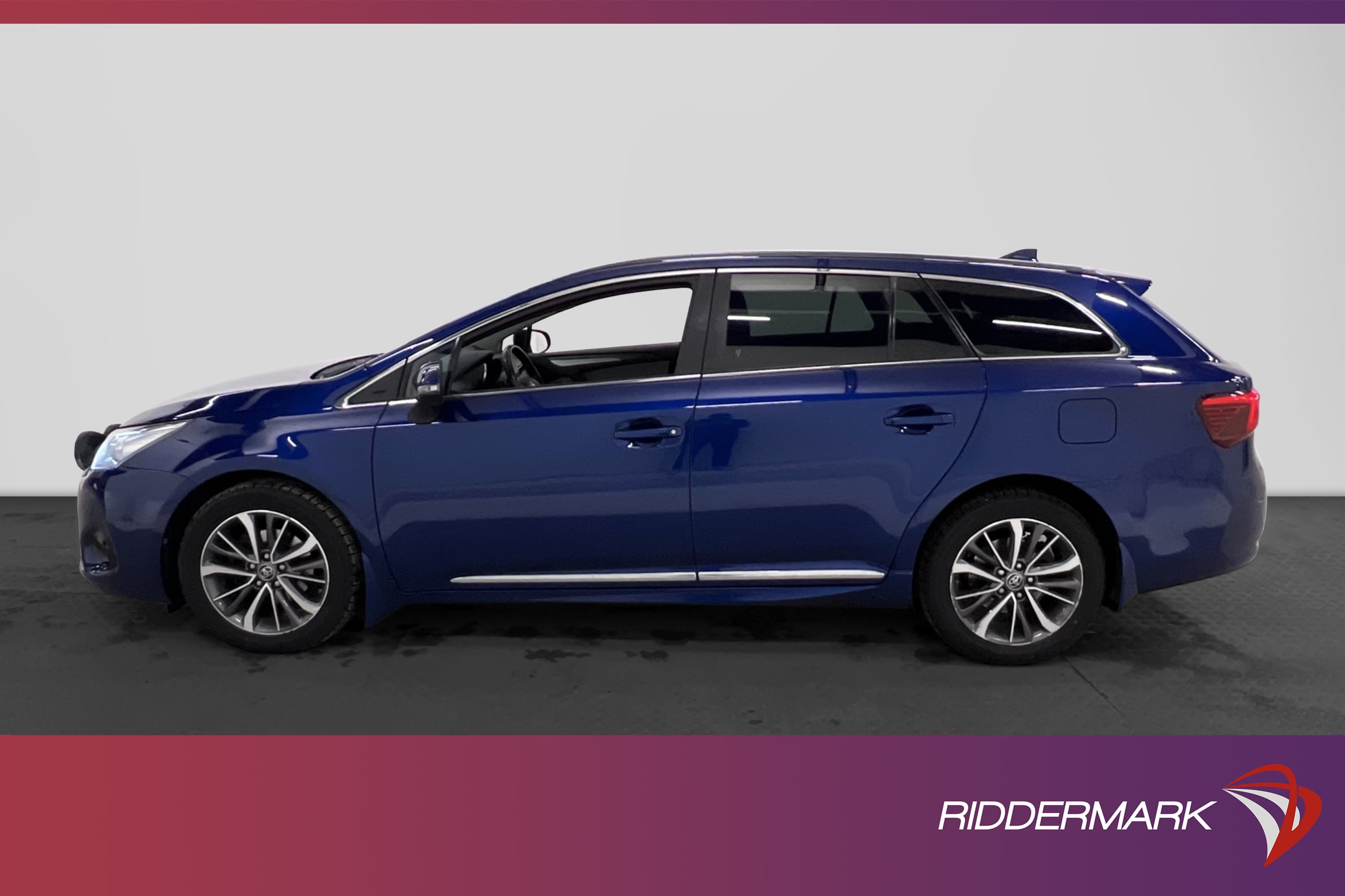 Toyota Avensis Kombi 1.6 112hk