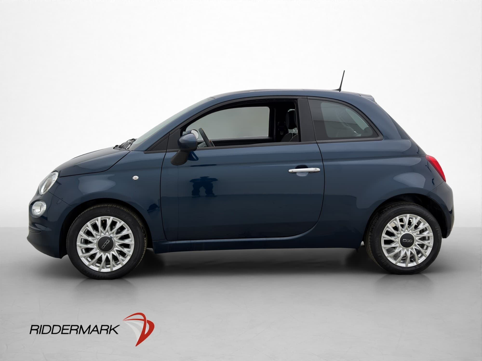 Fiat 500 Lounge 70hk Panorama Farthållare Nyservad