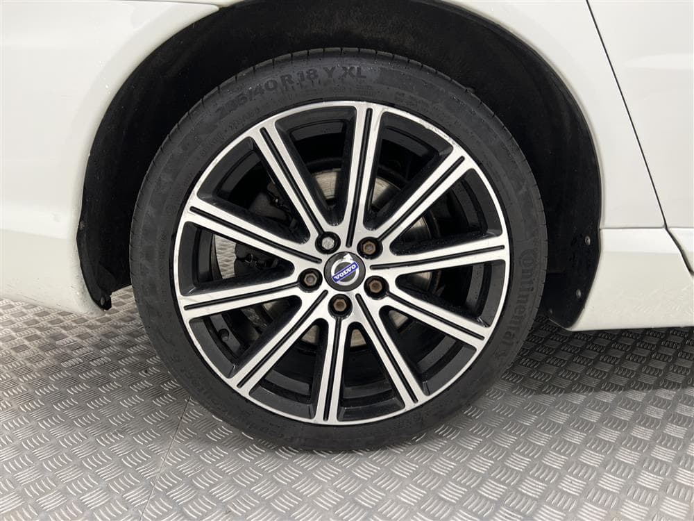 Volvo V70 II D4 AWD 181hk Dynamic Edt Momentum Classicinteriör