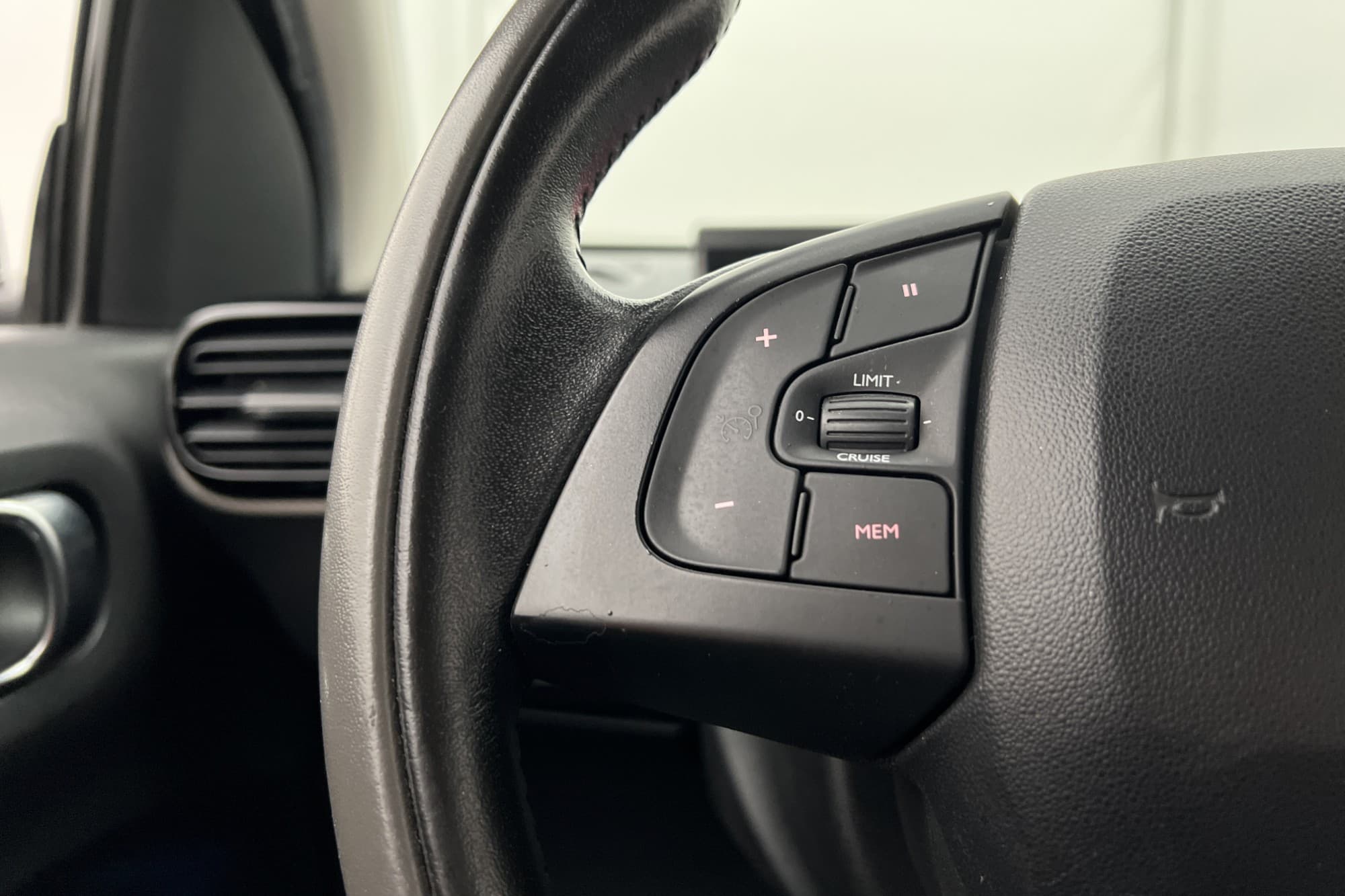 Citroën C4 Cactus 1.6 99hk P-Sens 2 Brukare 0.34 l/mil