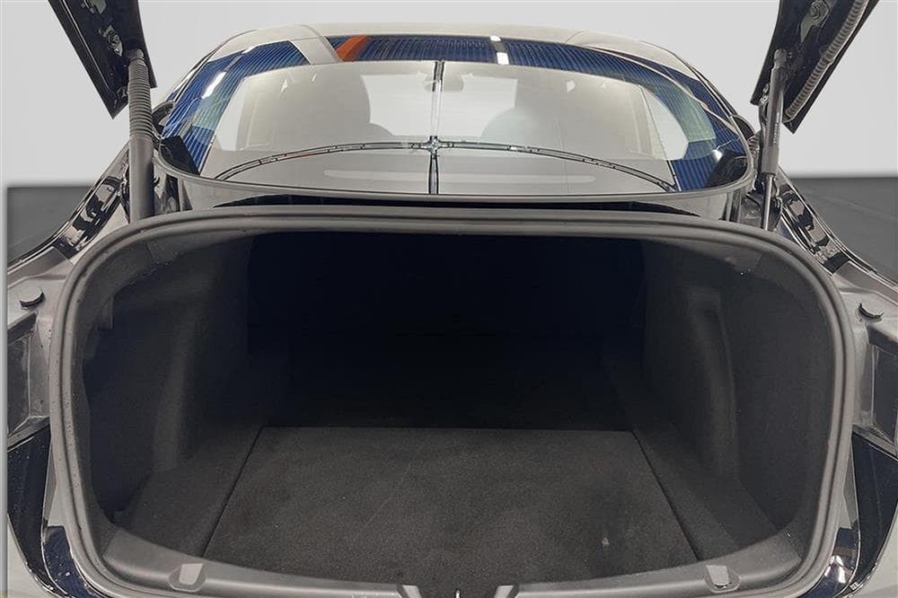 Tesla Model 3 Long Range AWD 440hk Svensksåld Premiuminteriör