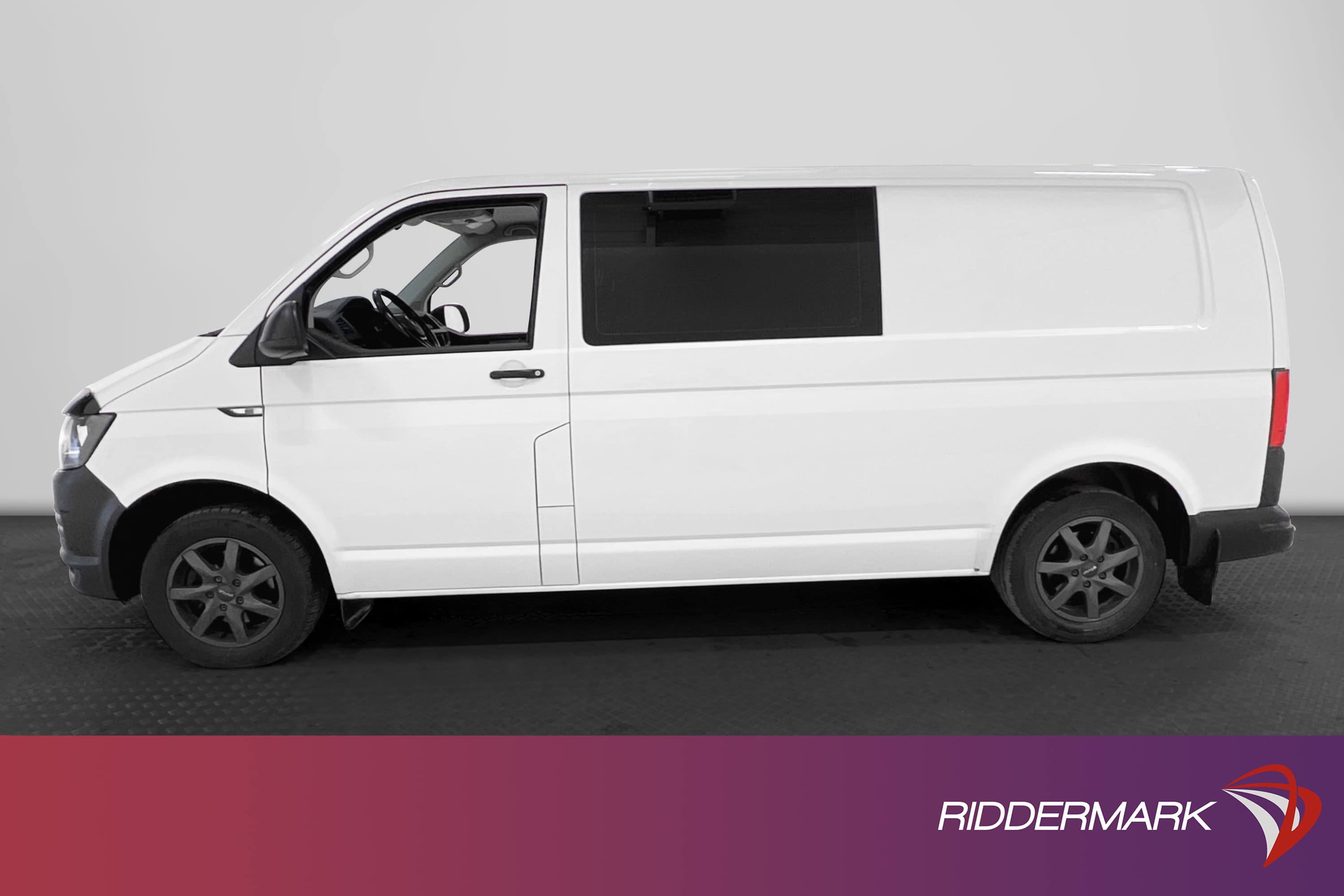 Volkswagen Transporter Kombi L2 4Motion DSG Värmare Moms