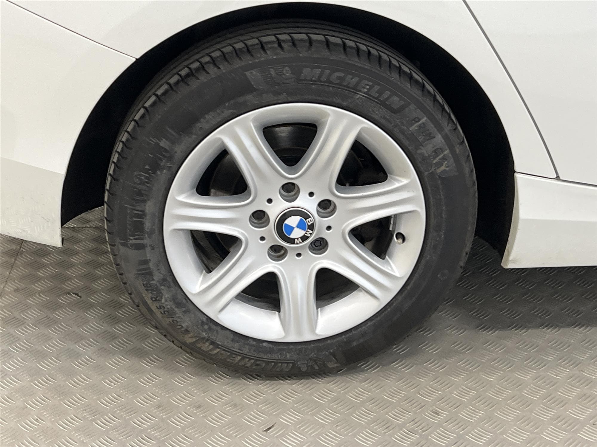 BMW 116d 116hk Sport line Välservad 1103kr Skatt 0,41L/mil