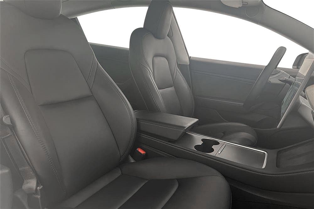 Tesla Model 3 Long Range AWD 440hk Svensksåld Premium