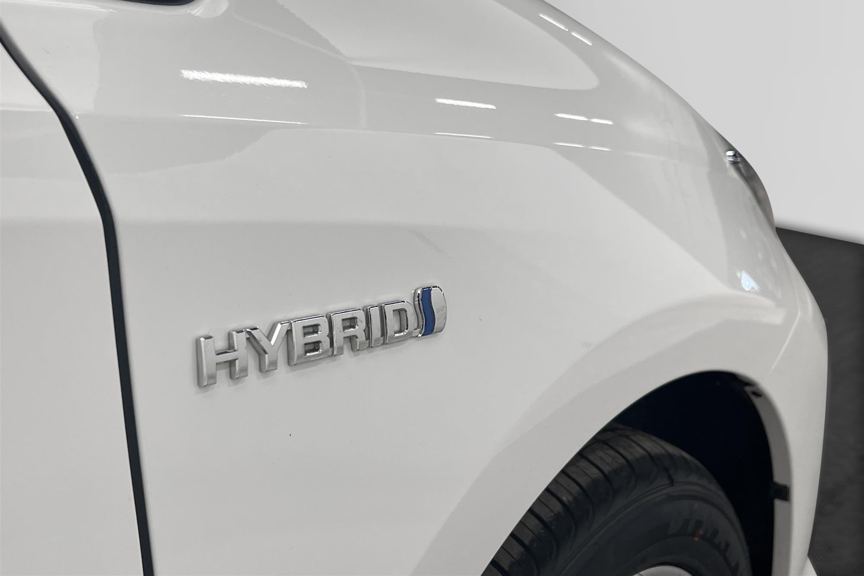 Toyota Auris Hybrid e-CVT 136hk B-Kam Lane Assist 0,35L/mil