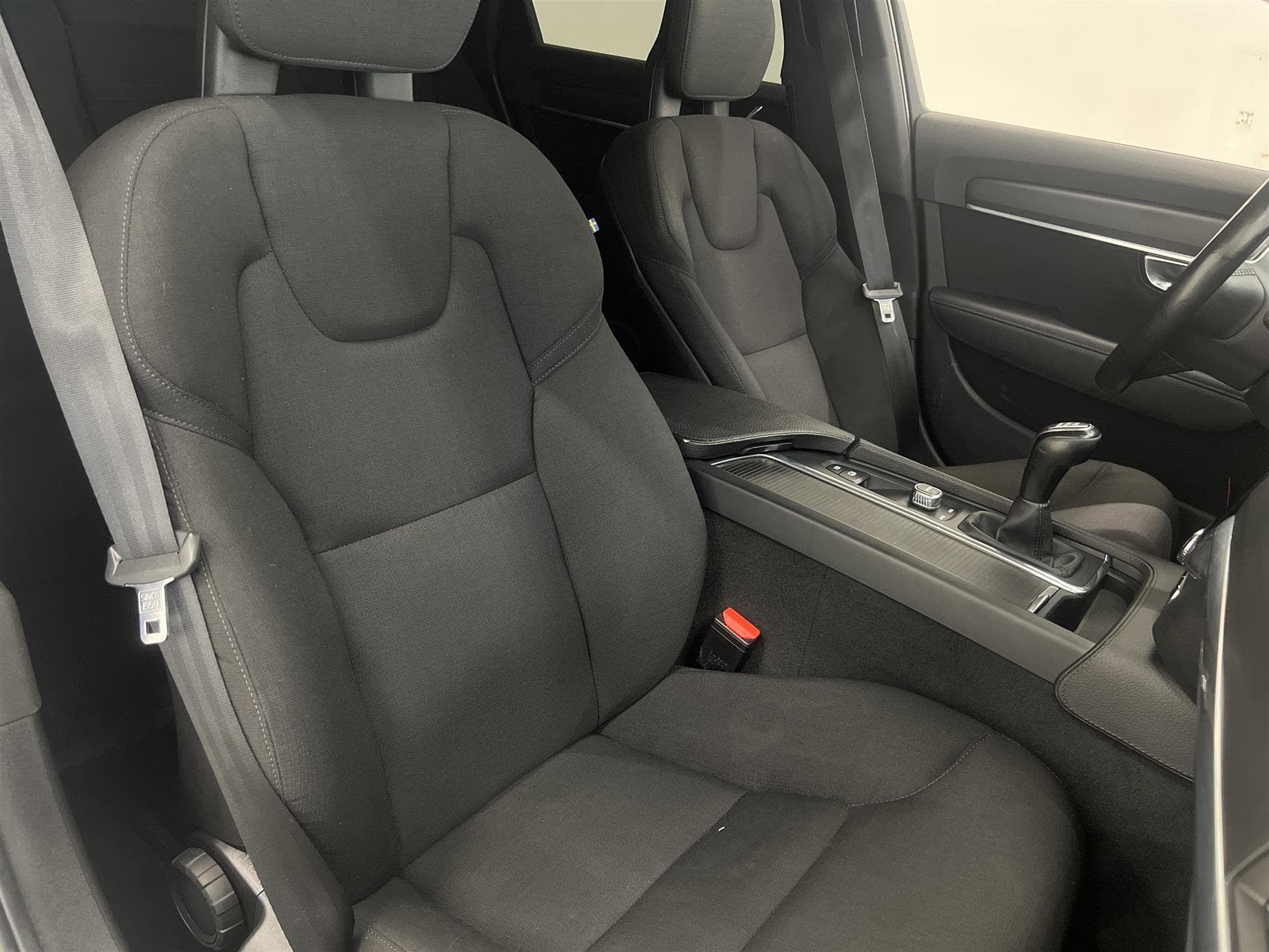 Volvo V90 D3 150hk Kinetic VOC P-värm Drag Välserv 0,64l/mil