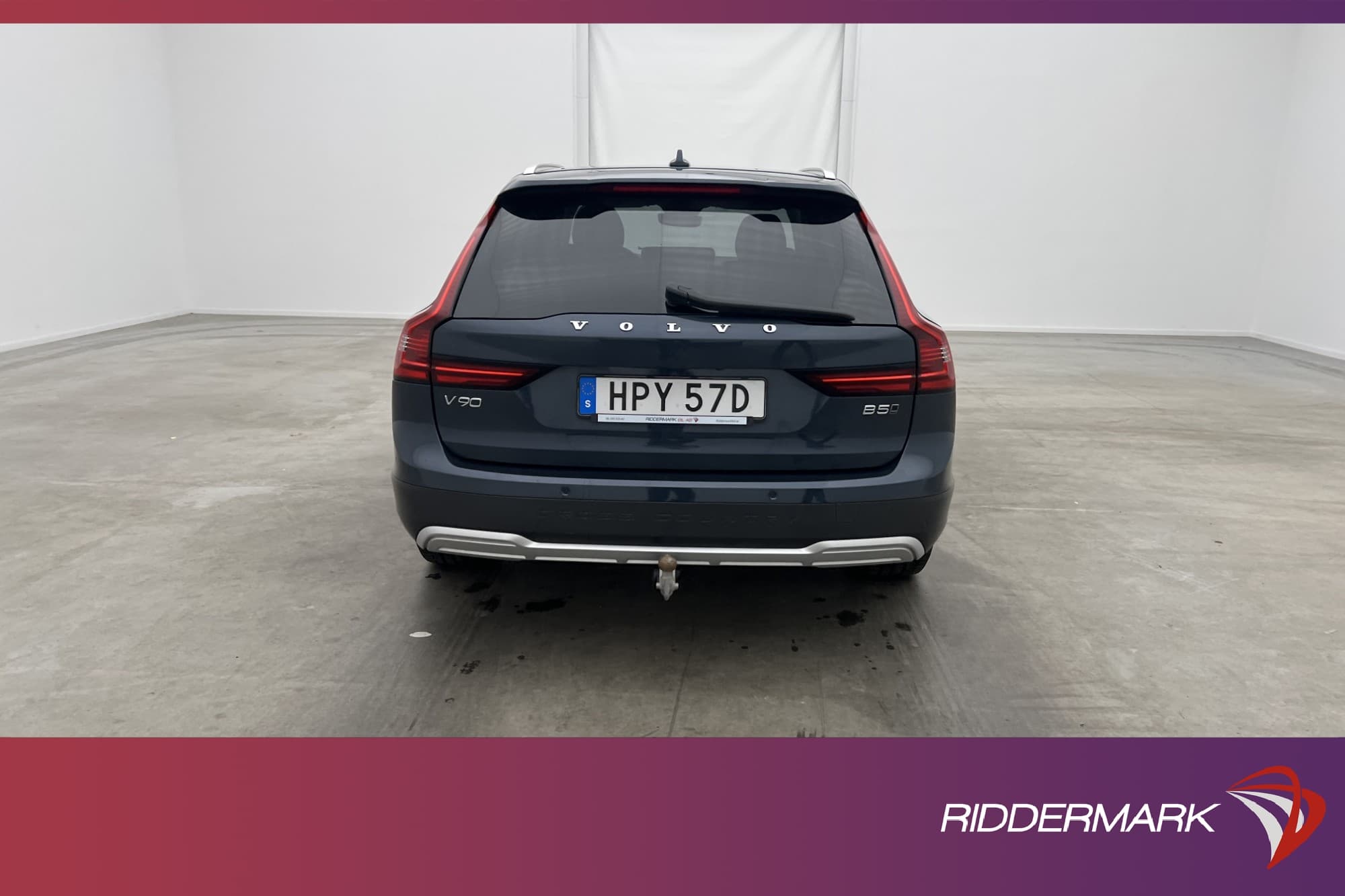 Volvo V90 Cross Country B5 AWD Plus