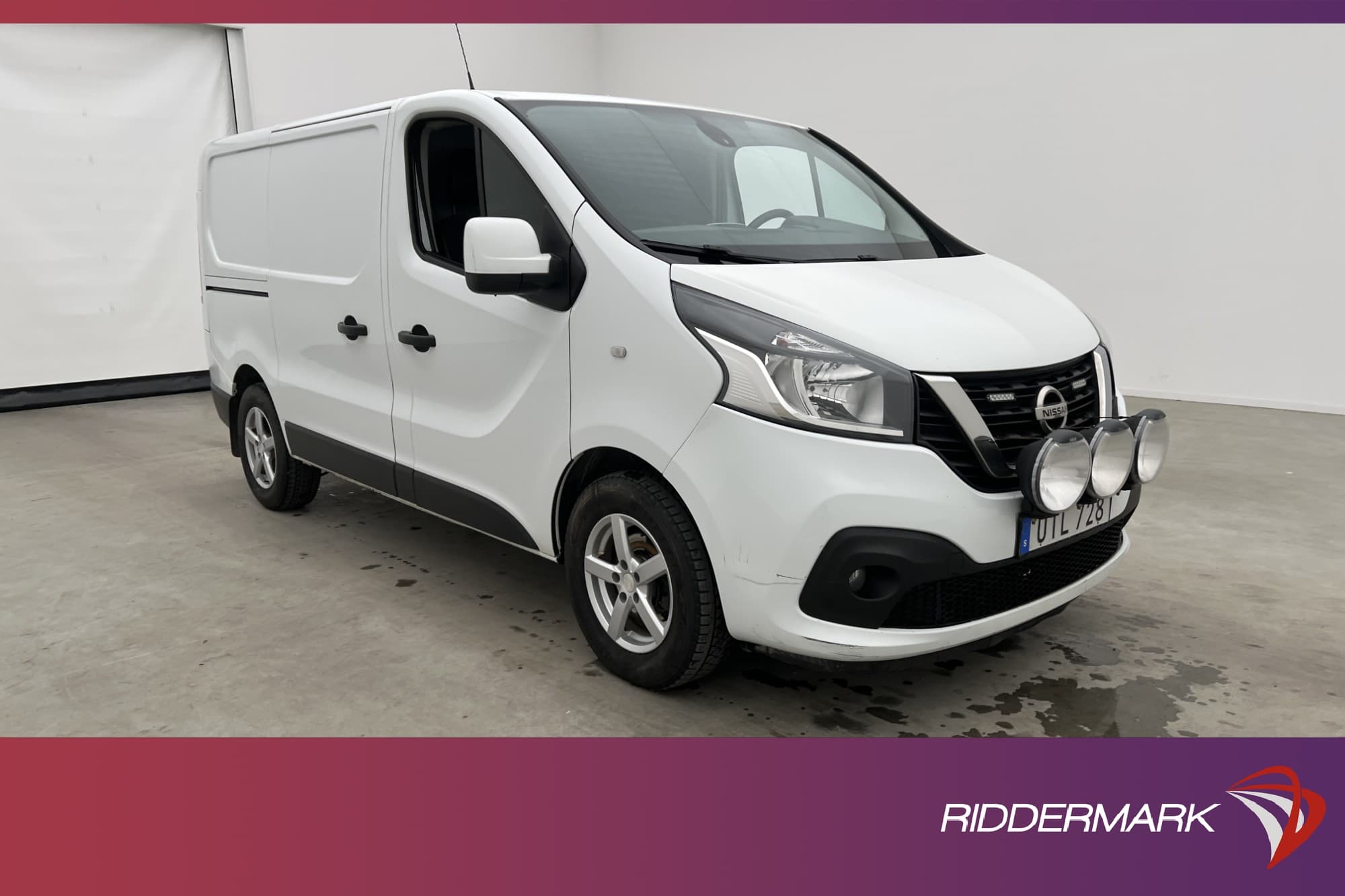 Nissan NV300