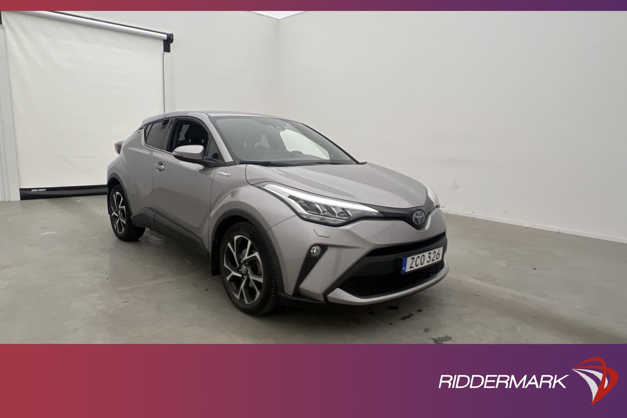 Toyota C-HR Hybrid 122hk
