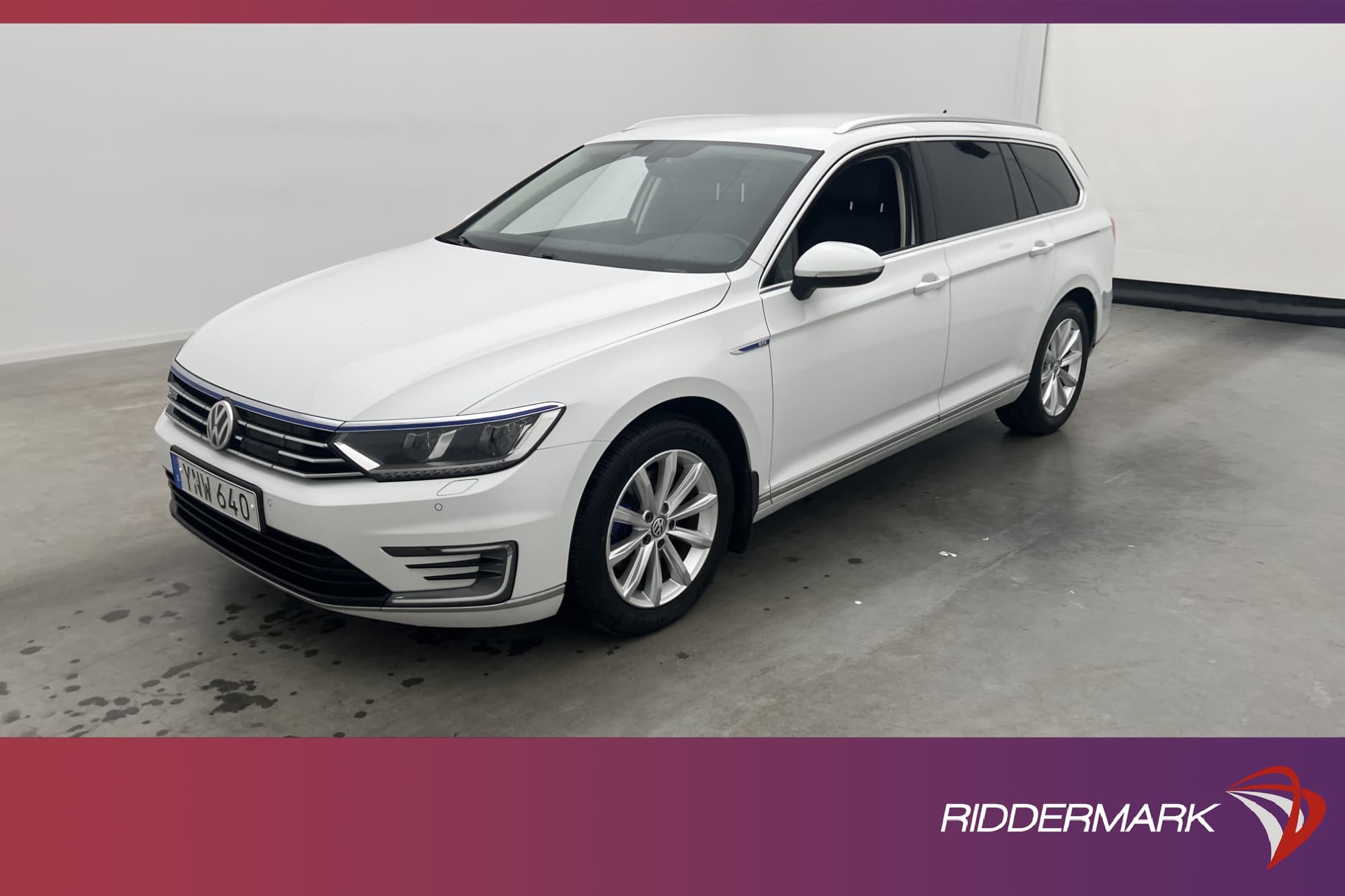Volkswagen Passat GTE 218hk