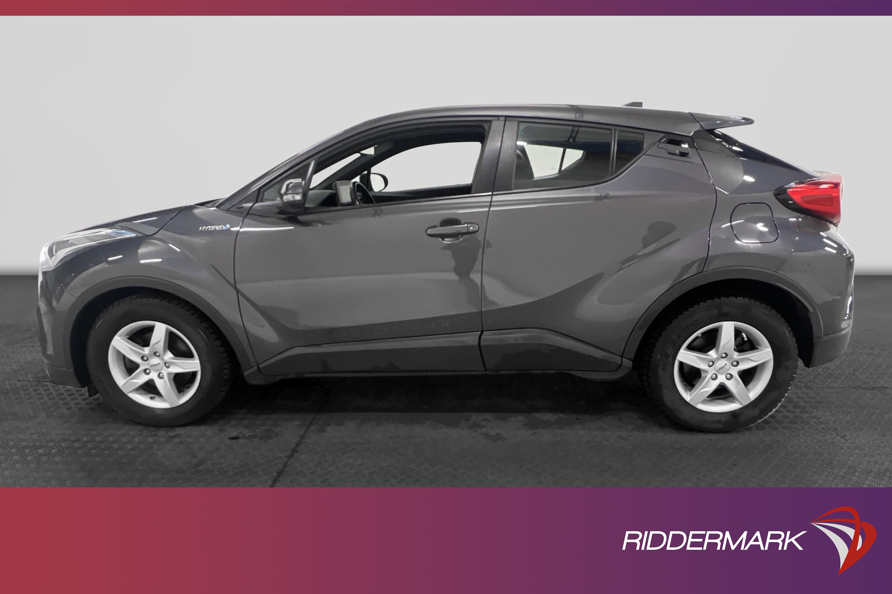Toyota C-HR Hybrid 122hk Navigation B-Kamera Välservad