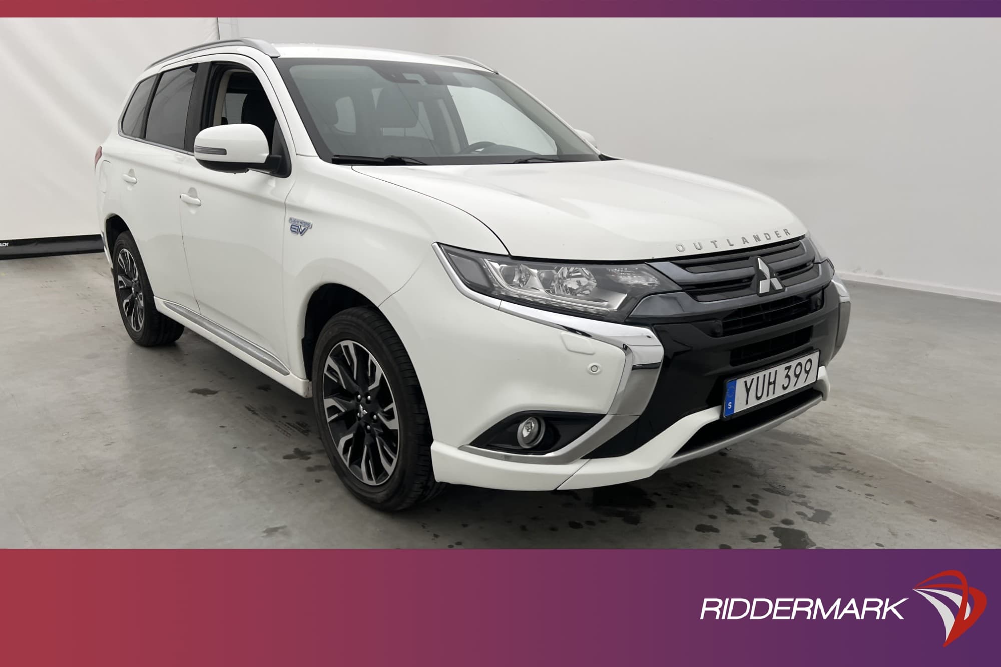 Mitsubishi Outlander PHEV 4WD 203hk