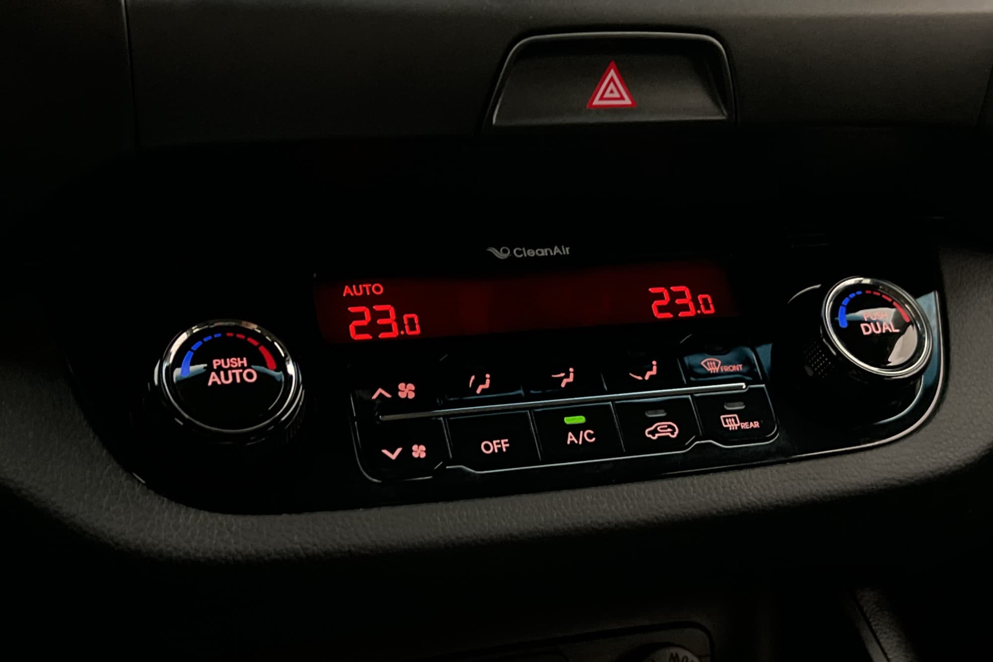 Kia Sportage 1.6 GDI 135hk Comfort M-Värmare Sensorer Drag