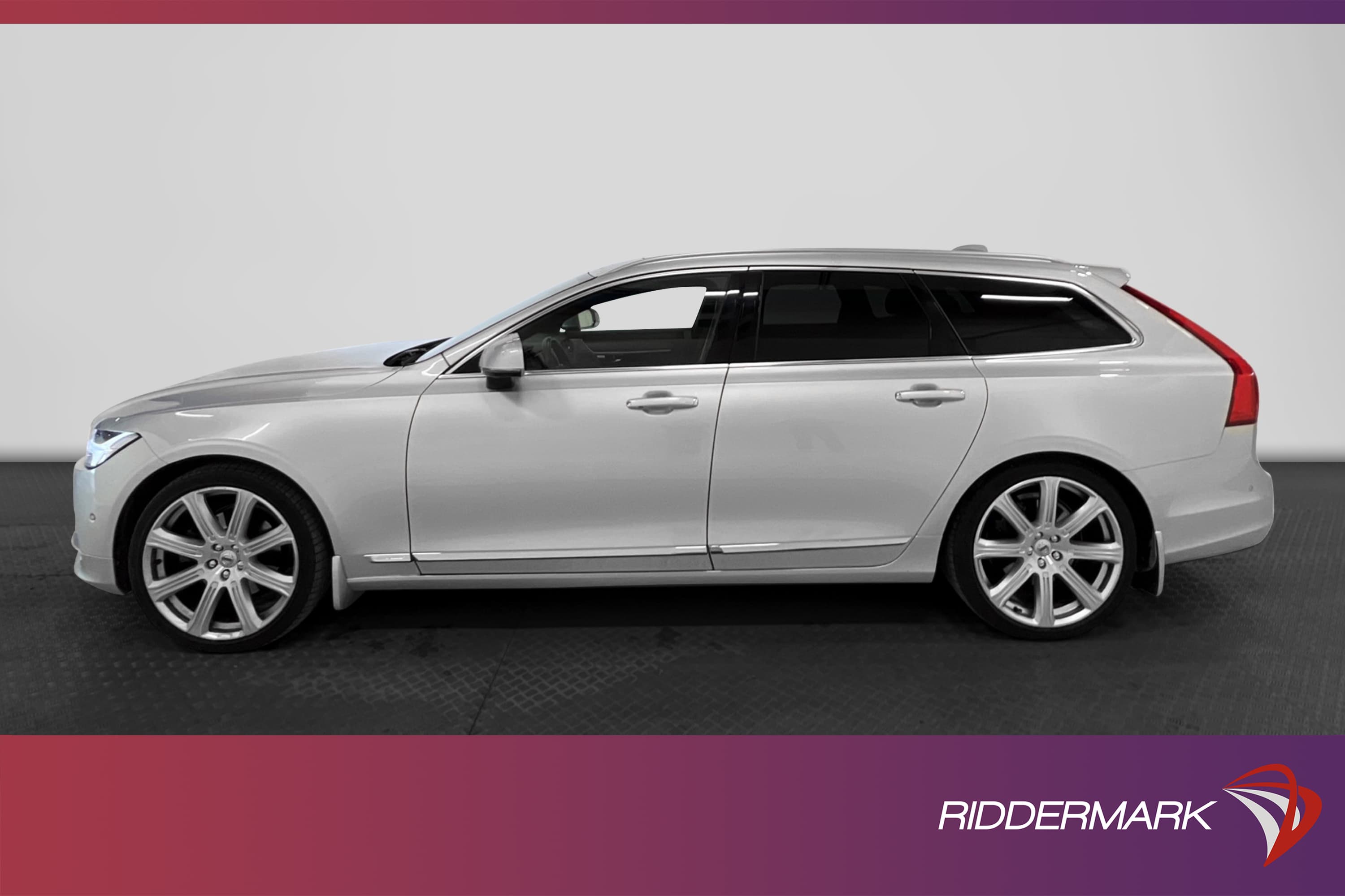 Volvo V90 T5 254hk