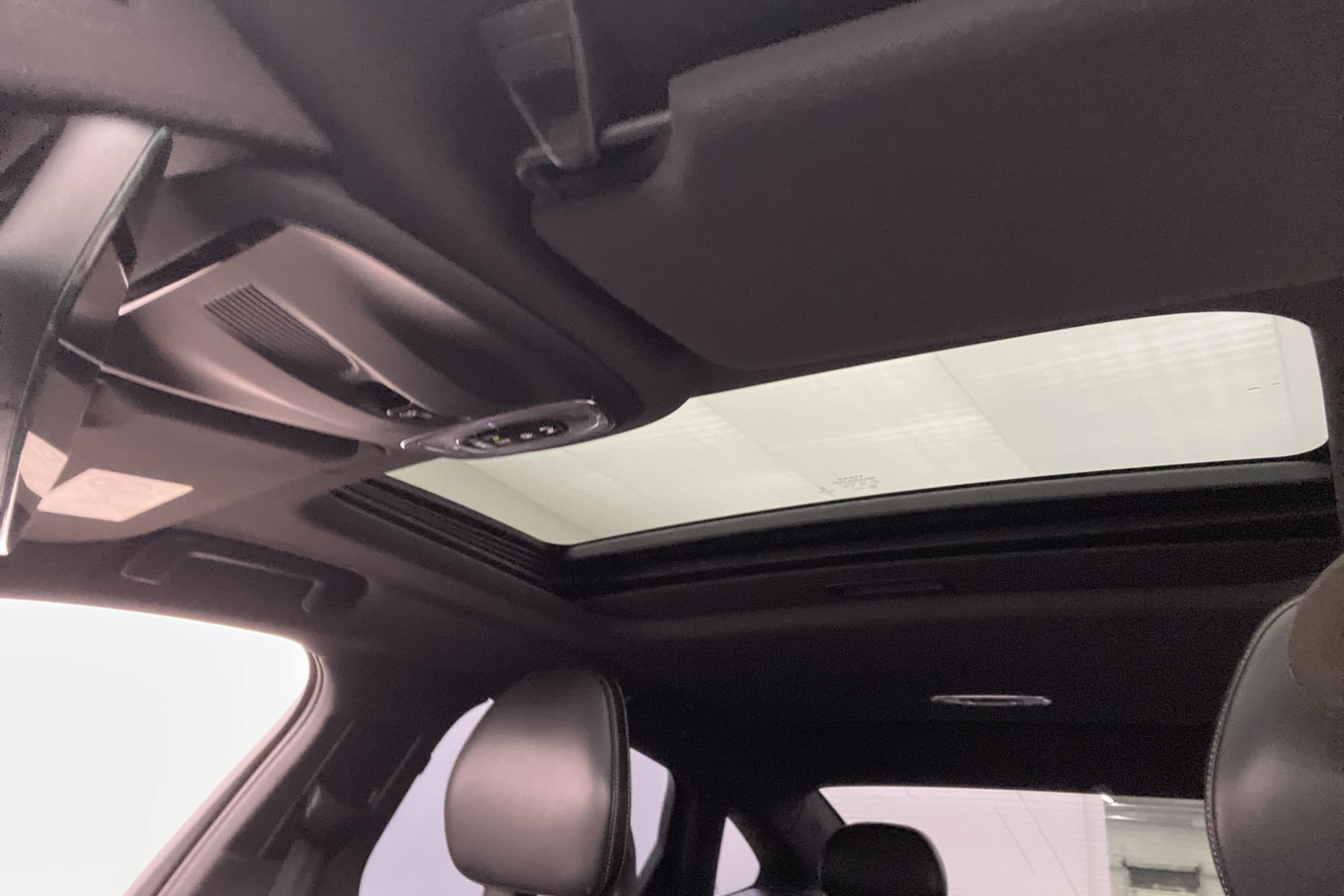 Volvo S90 D4 AWD R-Design VOC Pano Värm Kamera Navi Blis