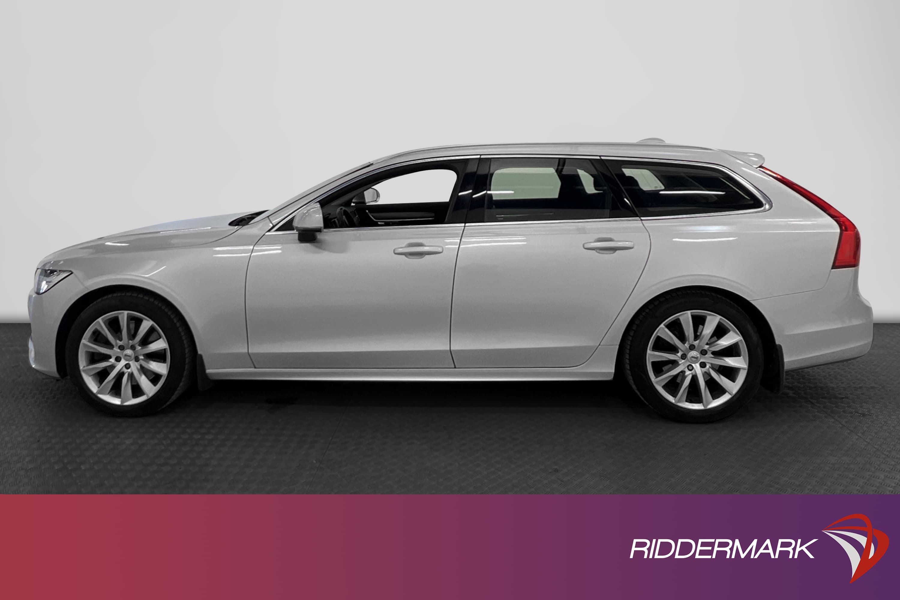 Volvo V90 T4 190hk