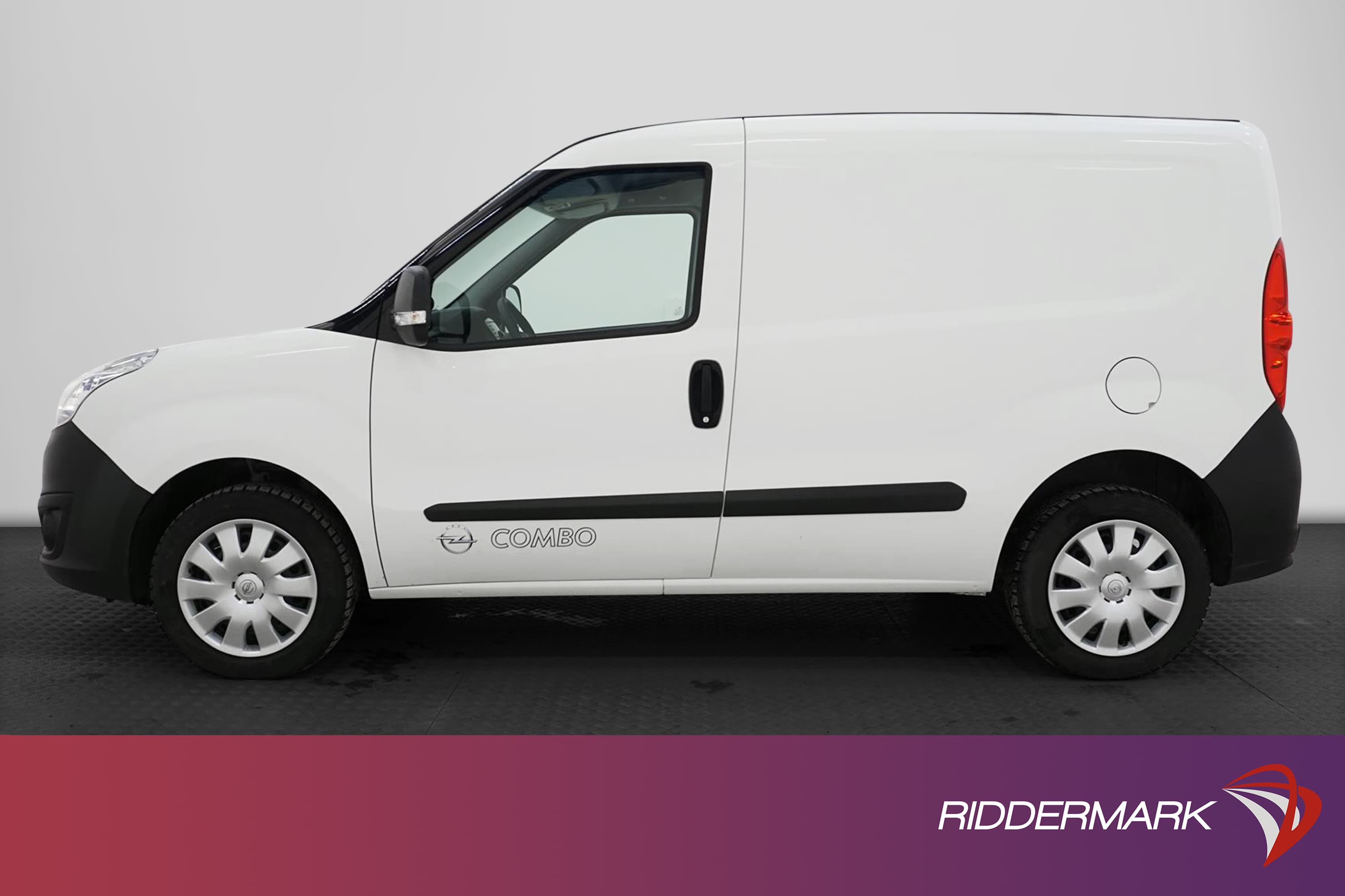 Opel Combo 1.4 Eu6 95hk PDC Nyservad Nybesiktigad