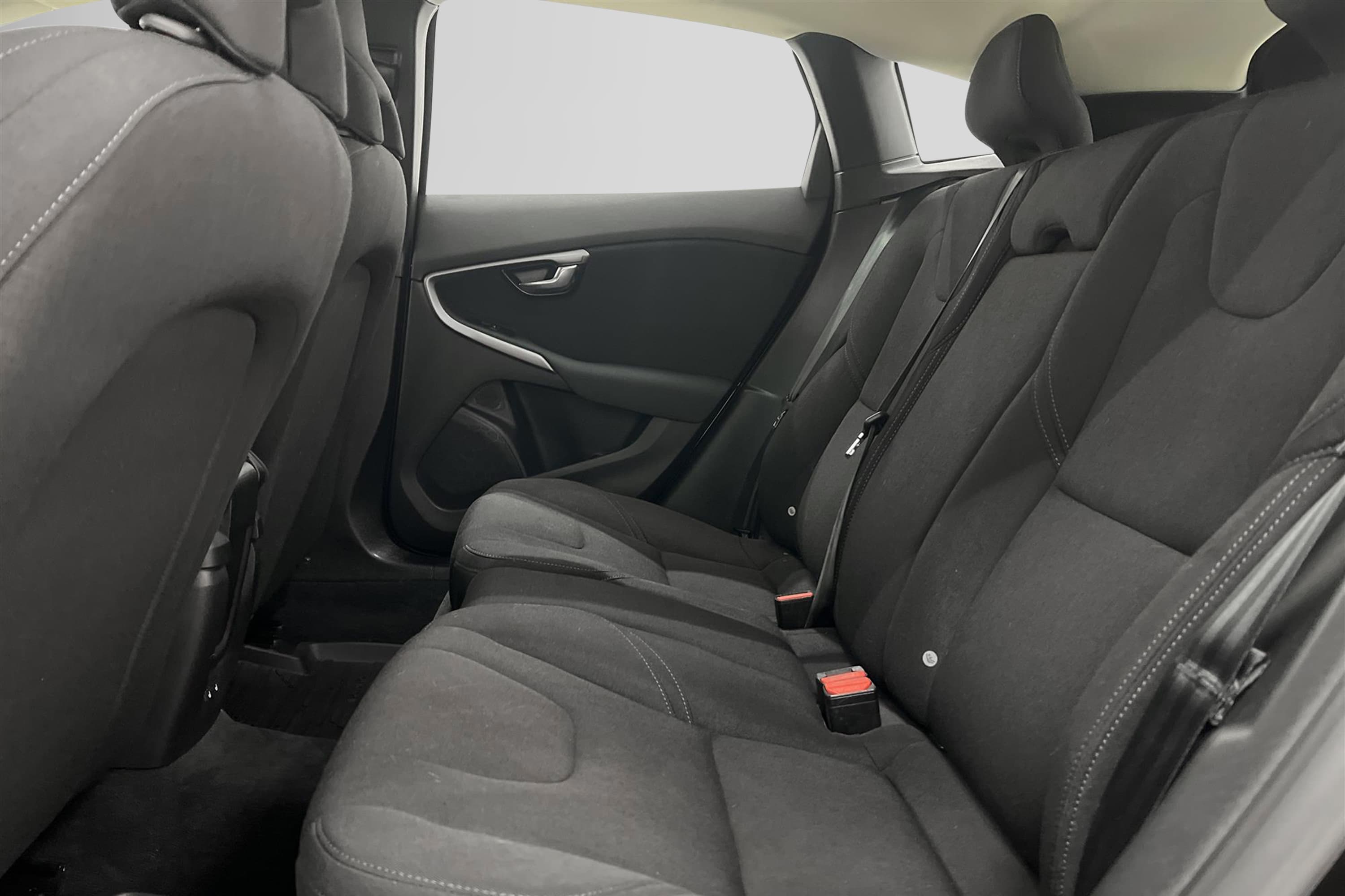 Volvo V40 D2 120hk Kinetic VOC Värmare Välserv PDC 0,38l/mil