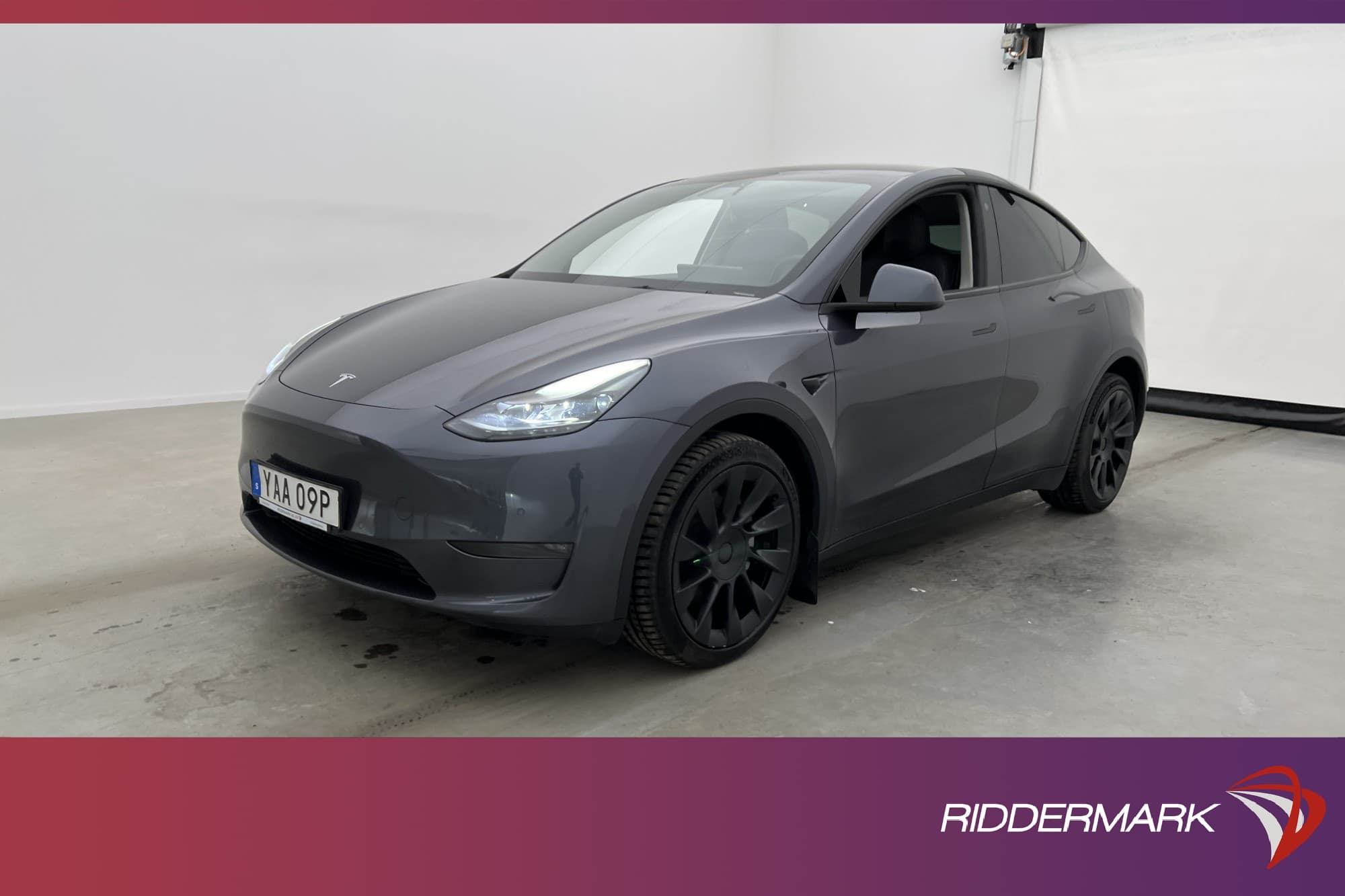 Tesla Model Y Long Range AWD
