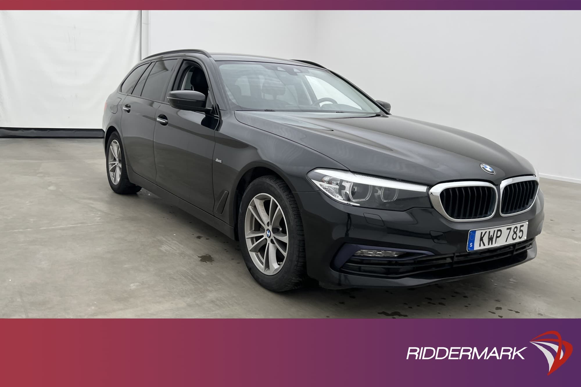 BMW 520 d xDrive Touring 190hk Sport line Kamera Navi Drag