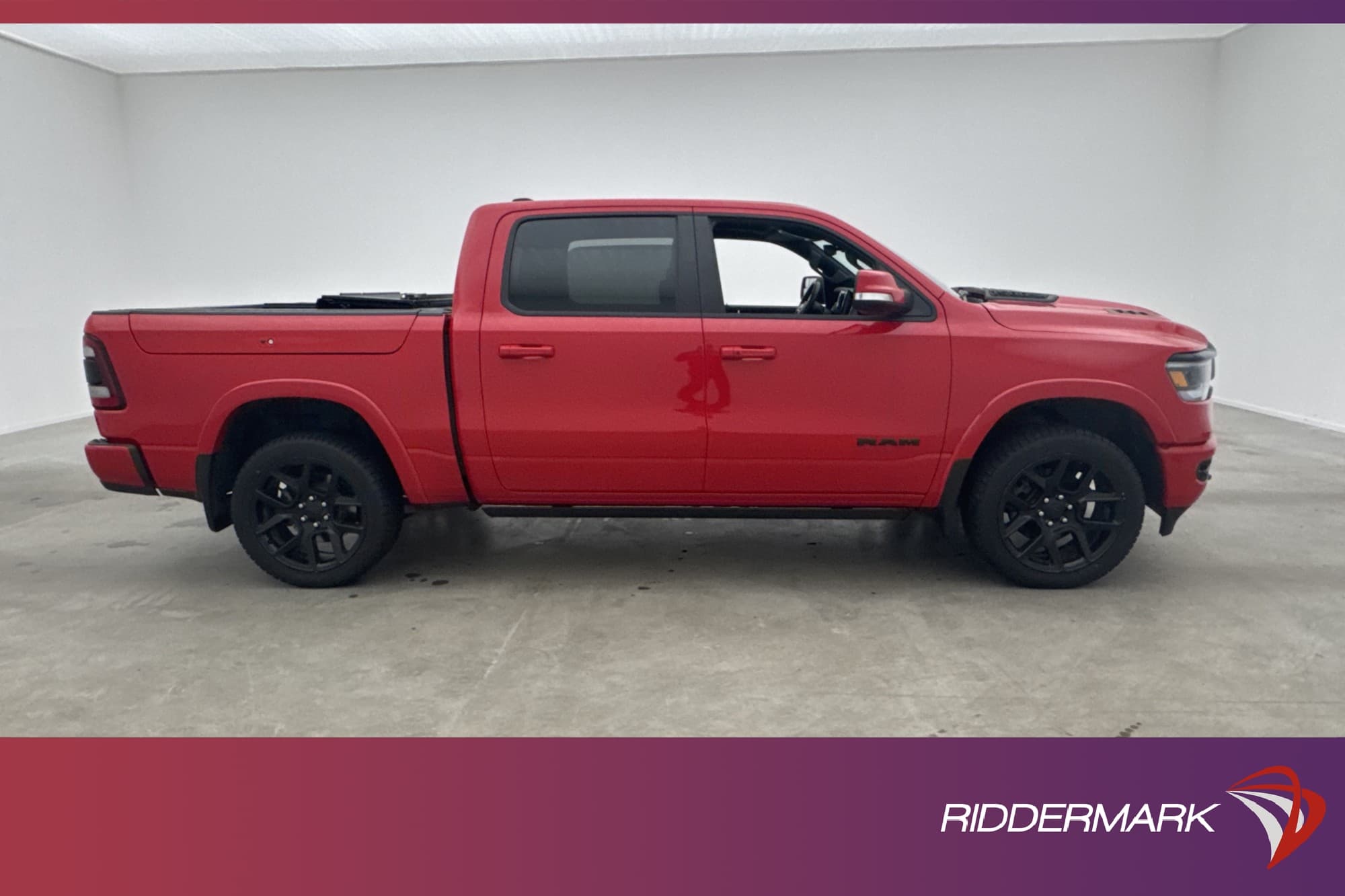 Dodge RAM Laramie Night 5.7 Rambox Luft Diff H/K Pano Moms