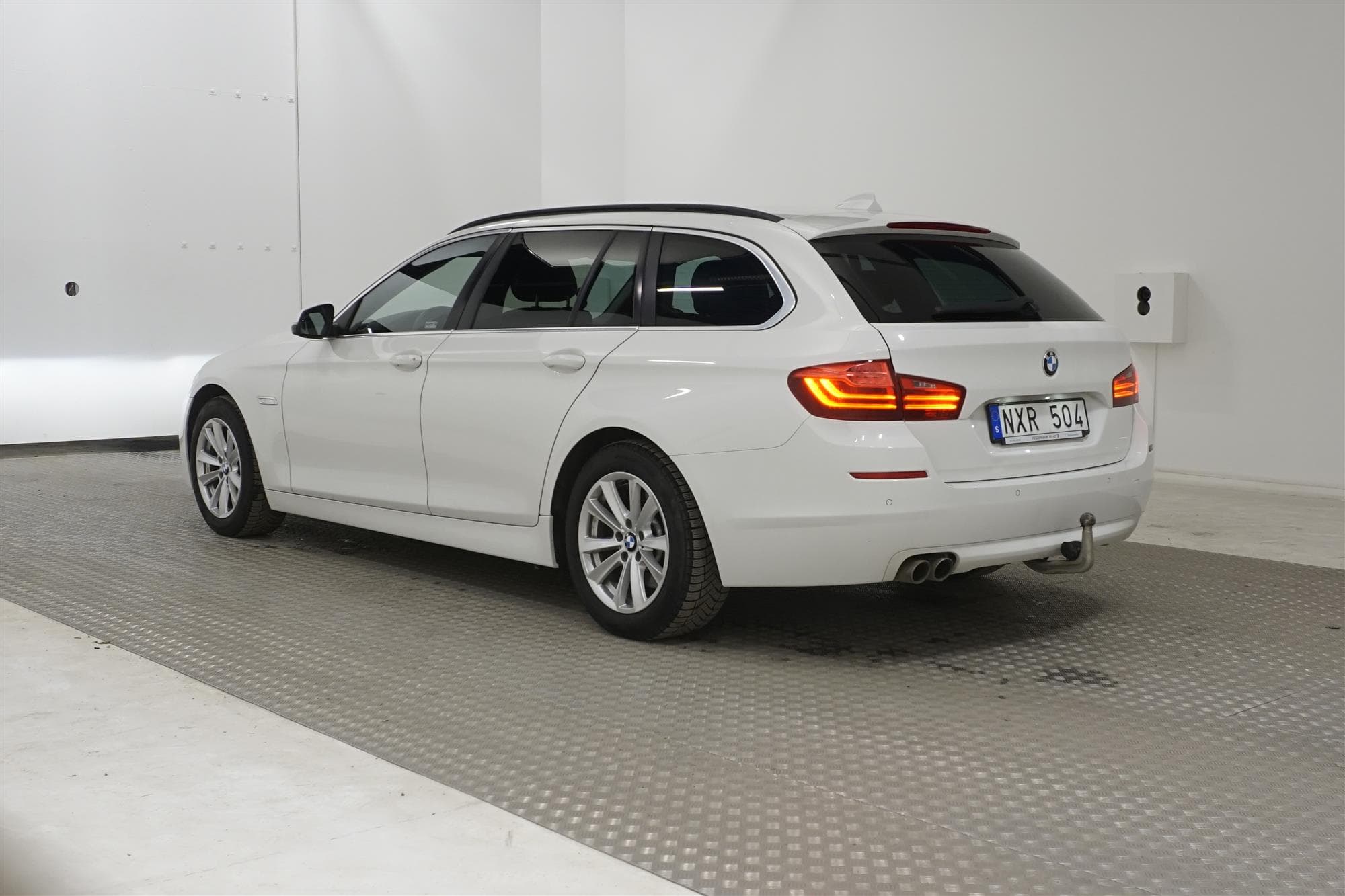 BMW 520d xDrive Touring Steptronic 184hk PDC Drag 0,52L/mil