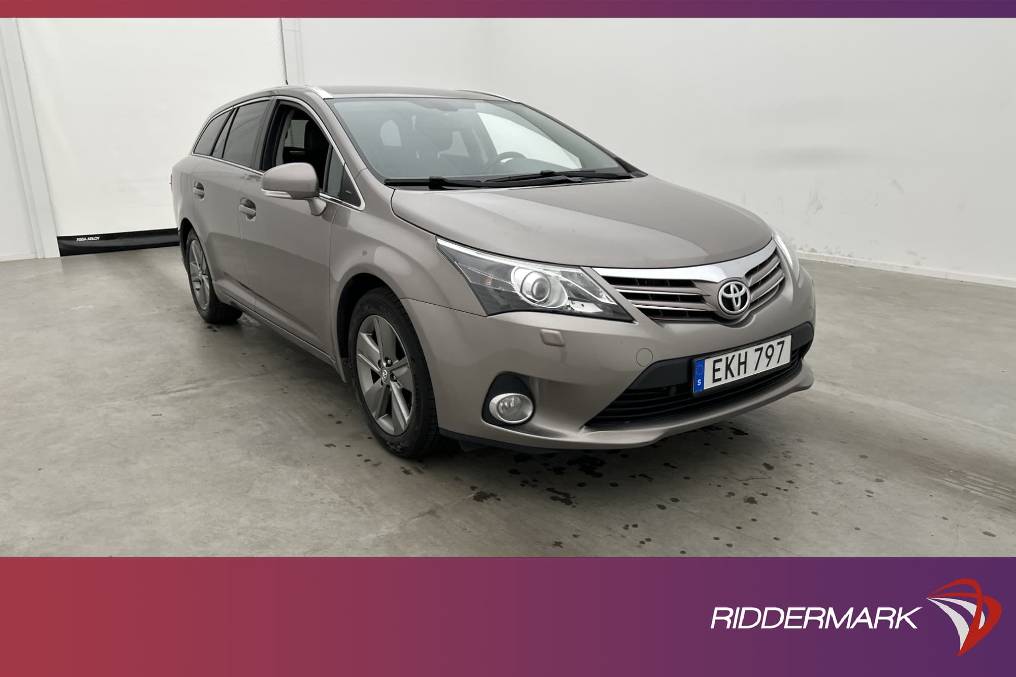 Toyota Avensis Kombi 147hk