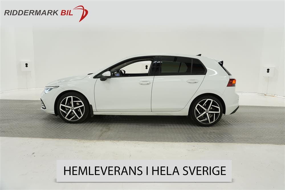 Volkswagen Golf VIII 1.5 eTSI 150hk