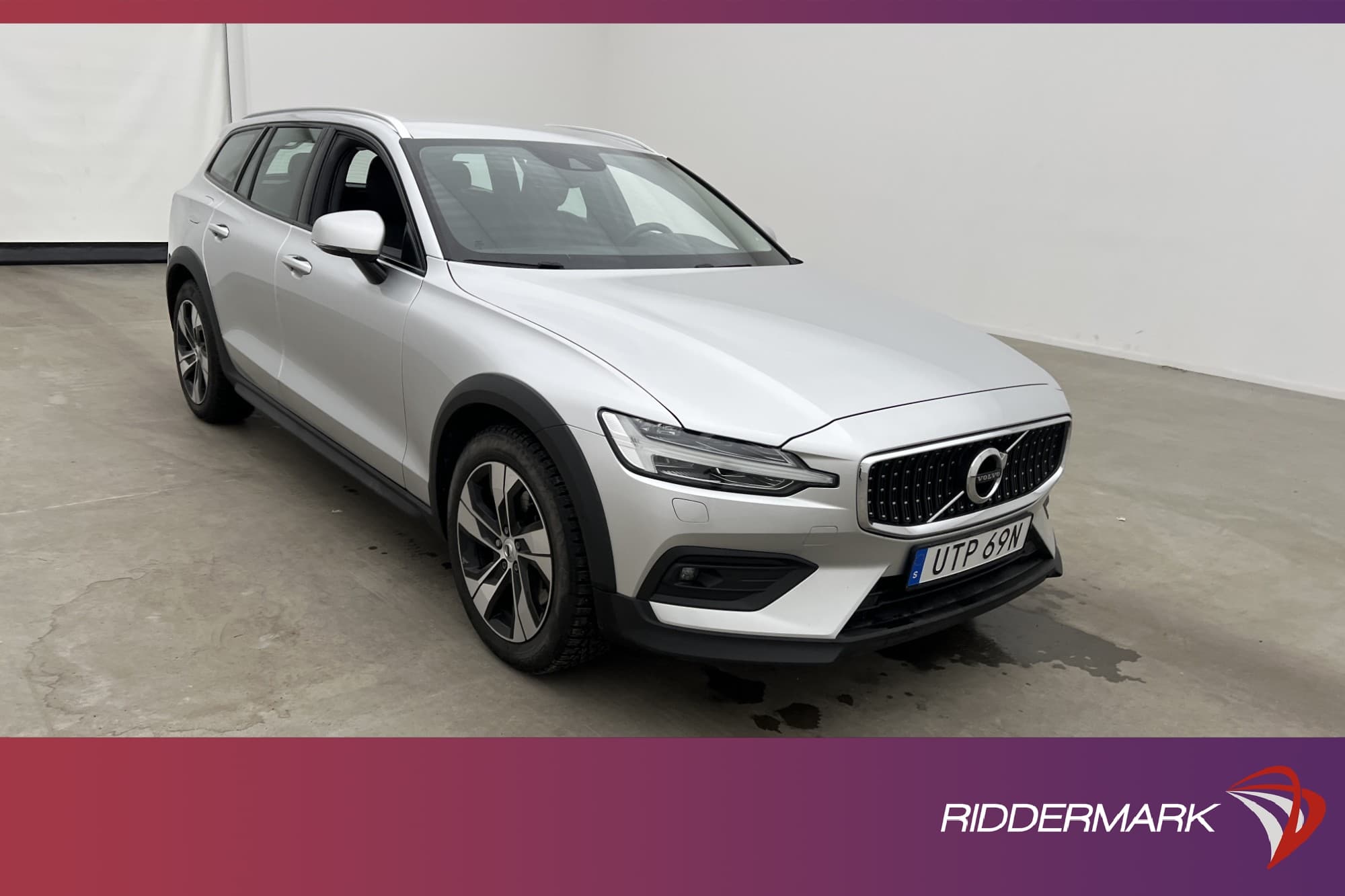Volvo V60 Cross Country D4 AWD