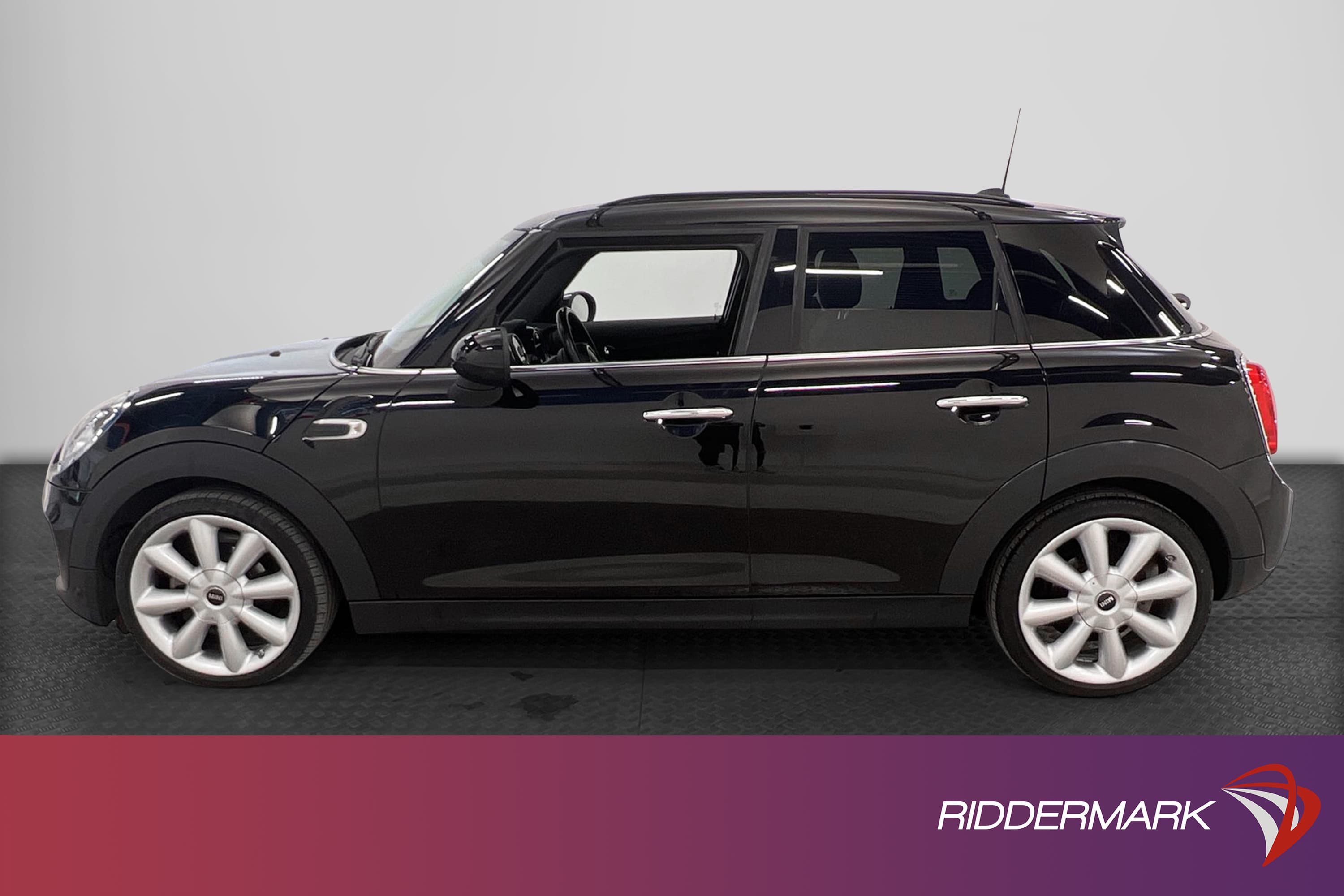 MINI Cooper 136hk