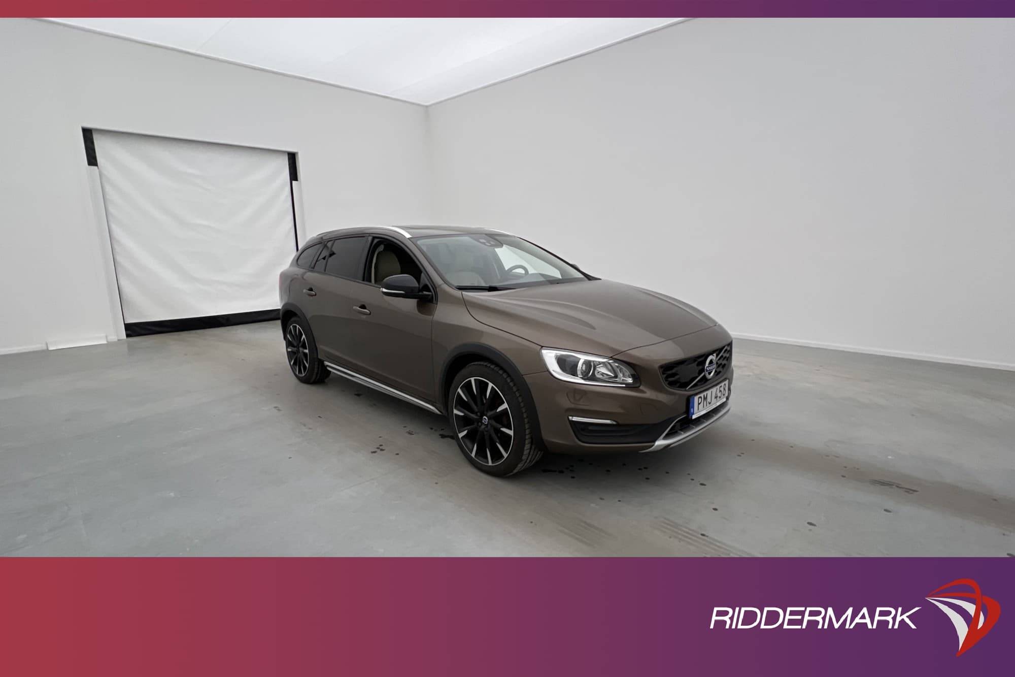 Volvo V60 Cross Country Polestar D4 AWD