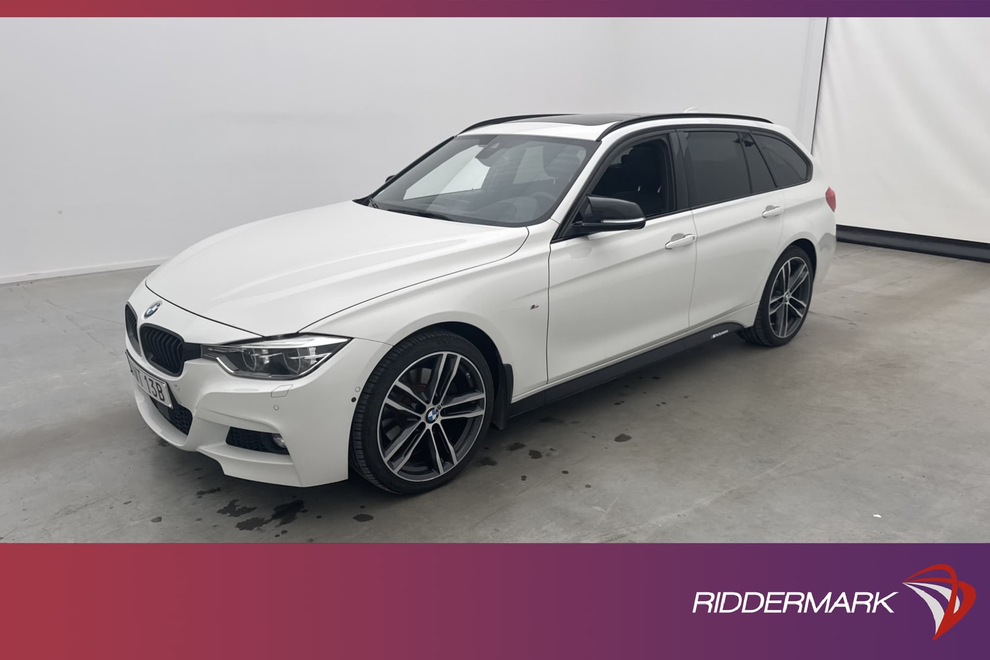 BMW 330 i xDrive Touring