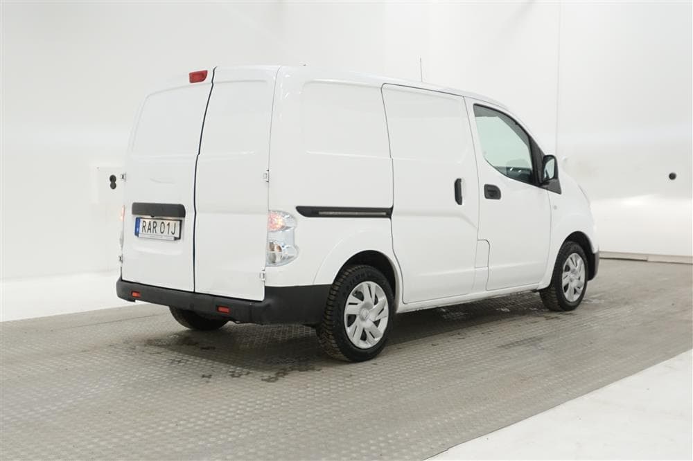 Nissan e-NV200 40,0 kWh Aut 109hk El-skåpbil Kamera Moms 