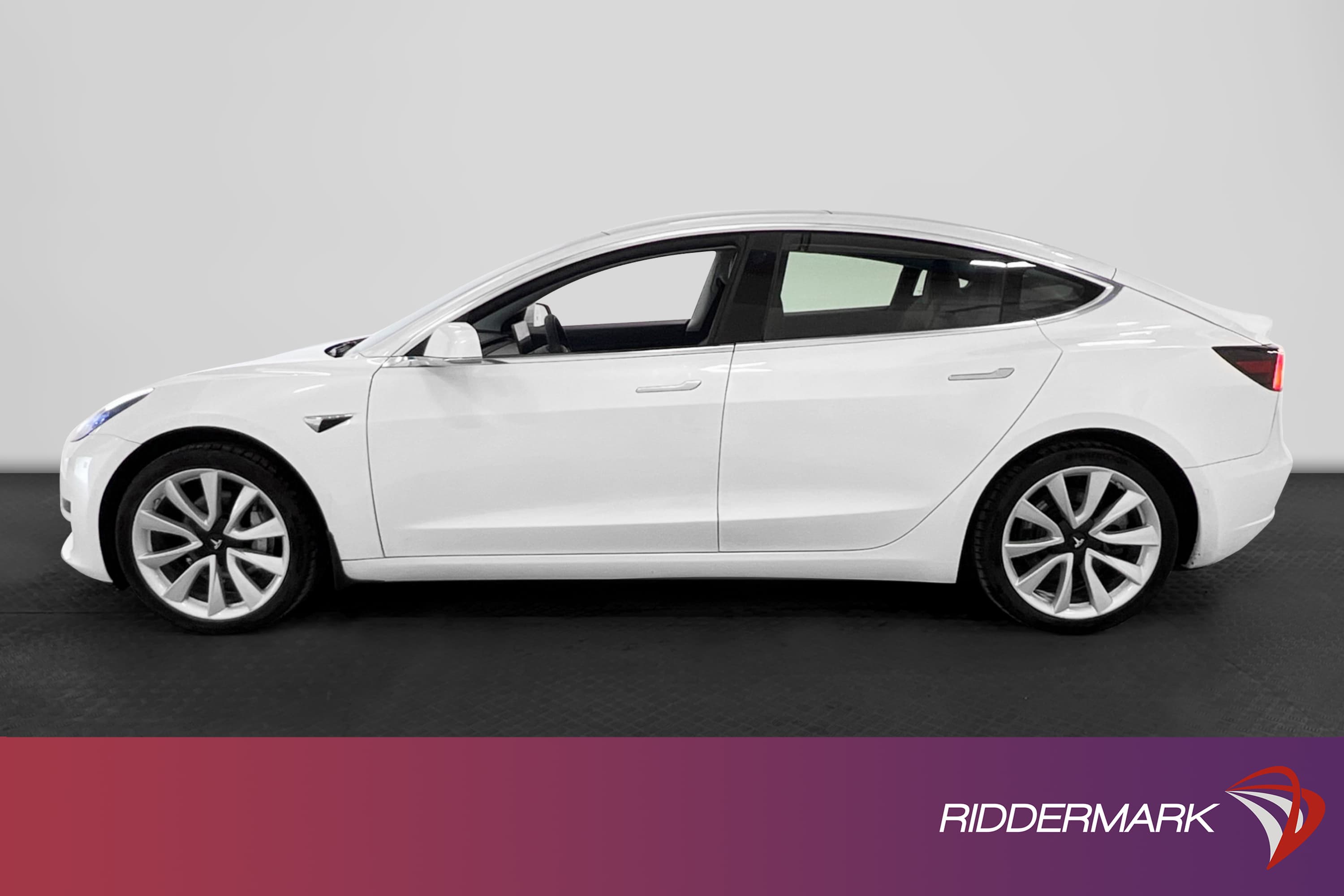 Tesla Model 3 Standard Range Plus 258hk