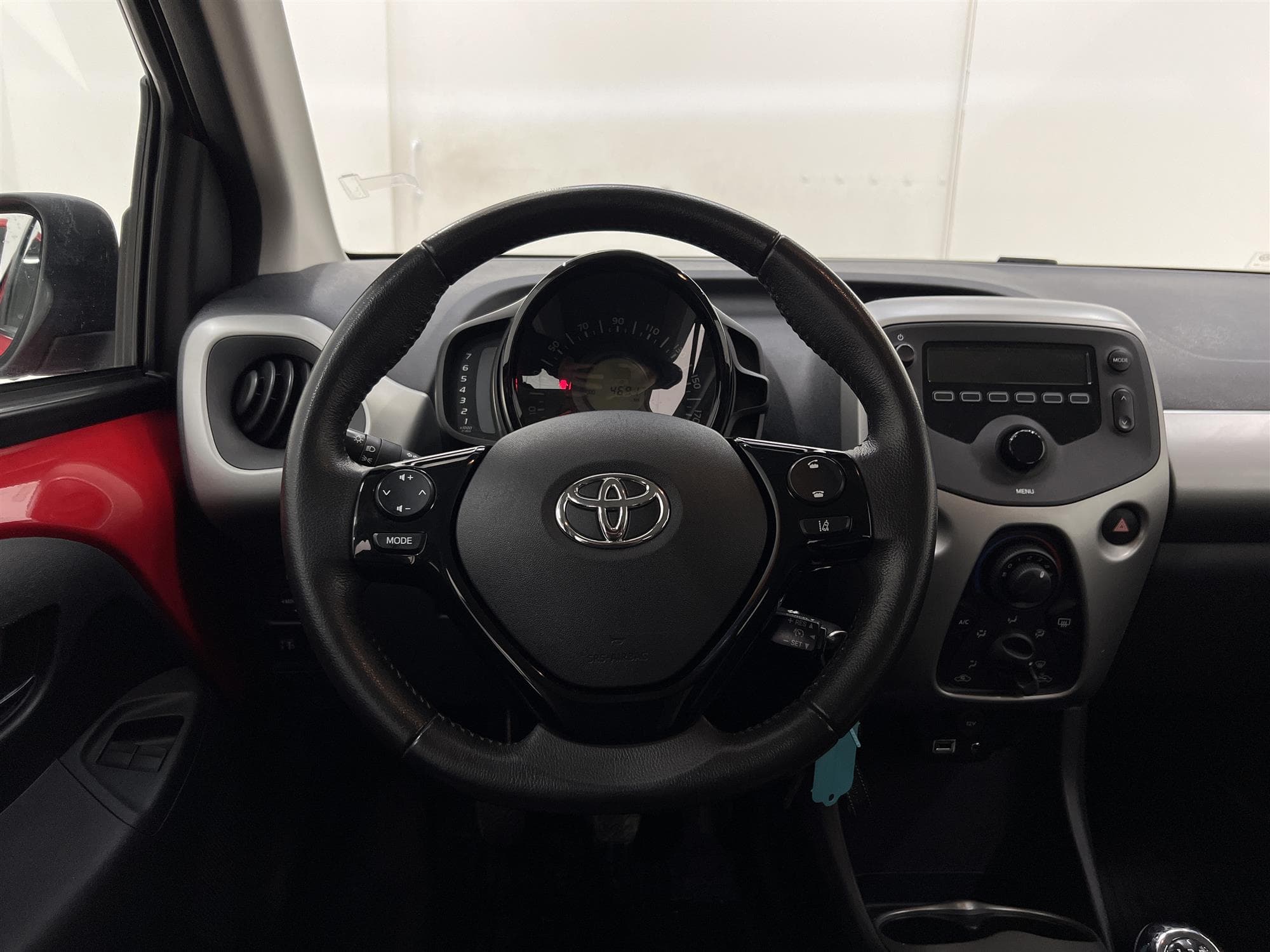 Toyota Aygo 1.0 VVT-i 69hk  Välservad Lane Assist 0,43L/mil