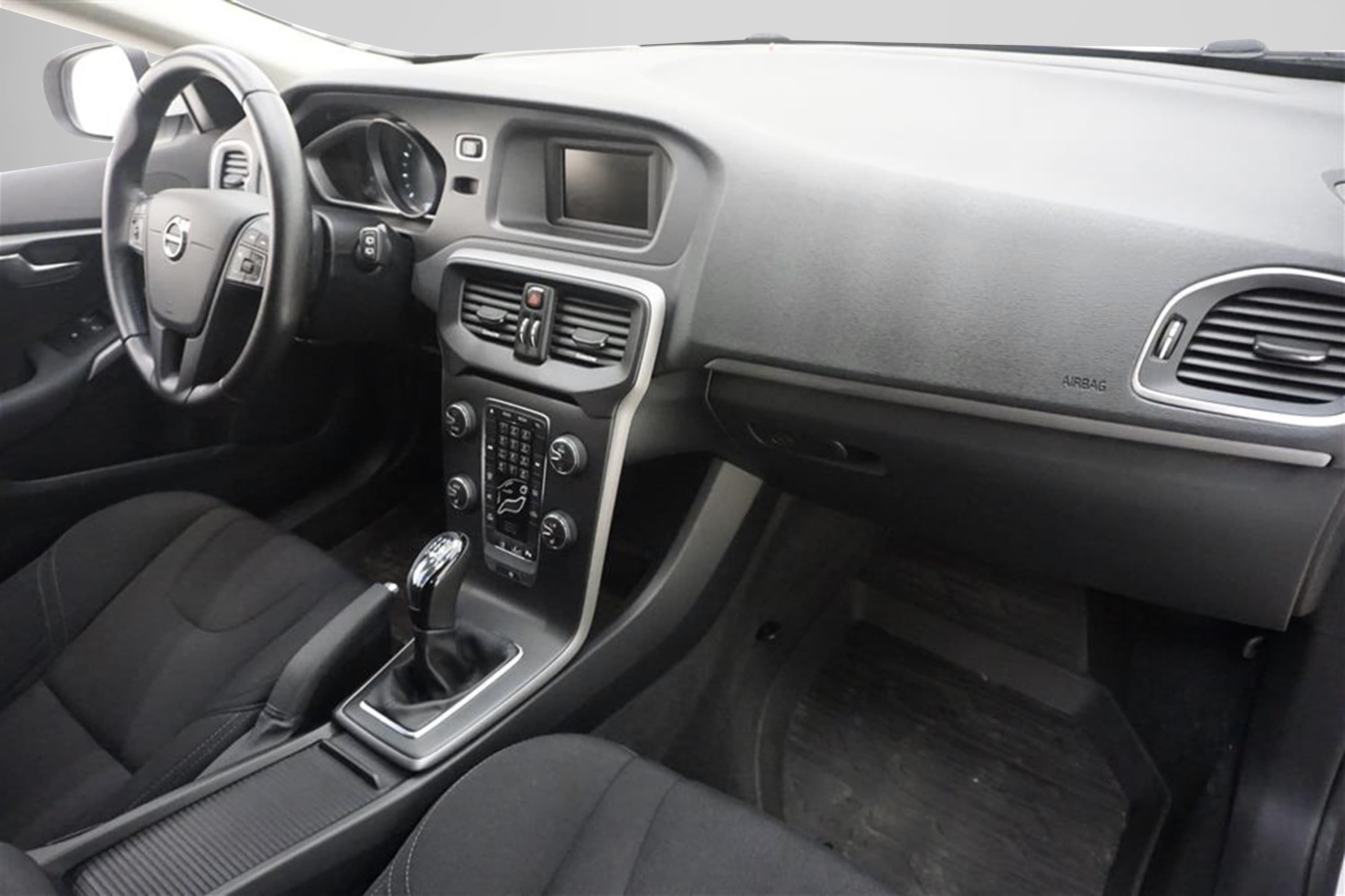 Volvo V40 T3 152hk  Voc Drag B-Värm Adaptiv Lane Assist PDC interiör