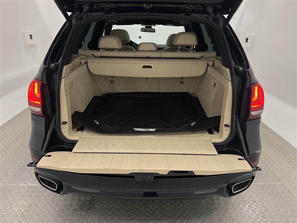 BMW X5 xDrive30d M Sport Värmare Panorama B&O Kamera Navi