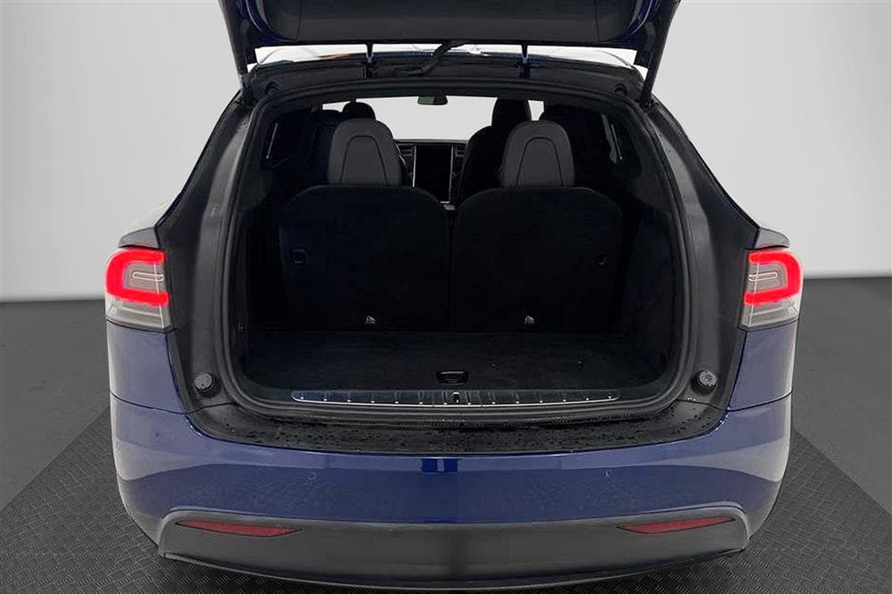 Tesla Model X 100D AWD 6 Sits Drag Uppgraderad AP Vinter pktinteriör