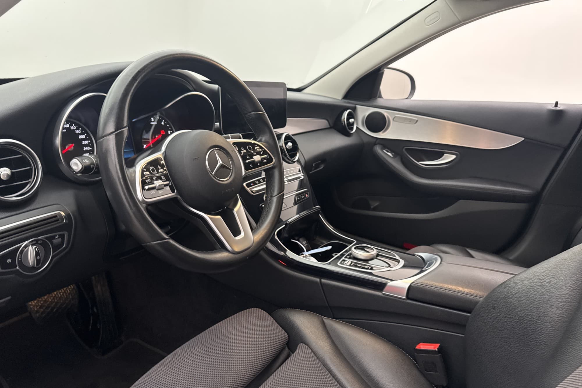 Mercedes-Benz C 220 T d 194hk D-Värm Kamera Navi Drag MOMS