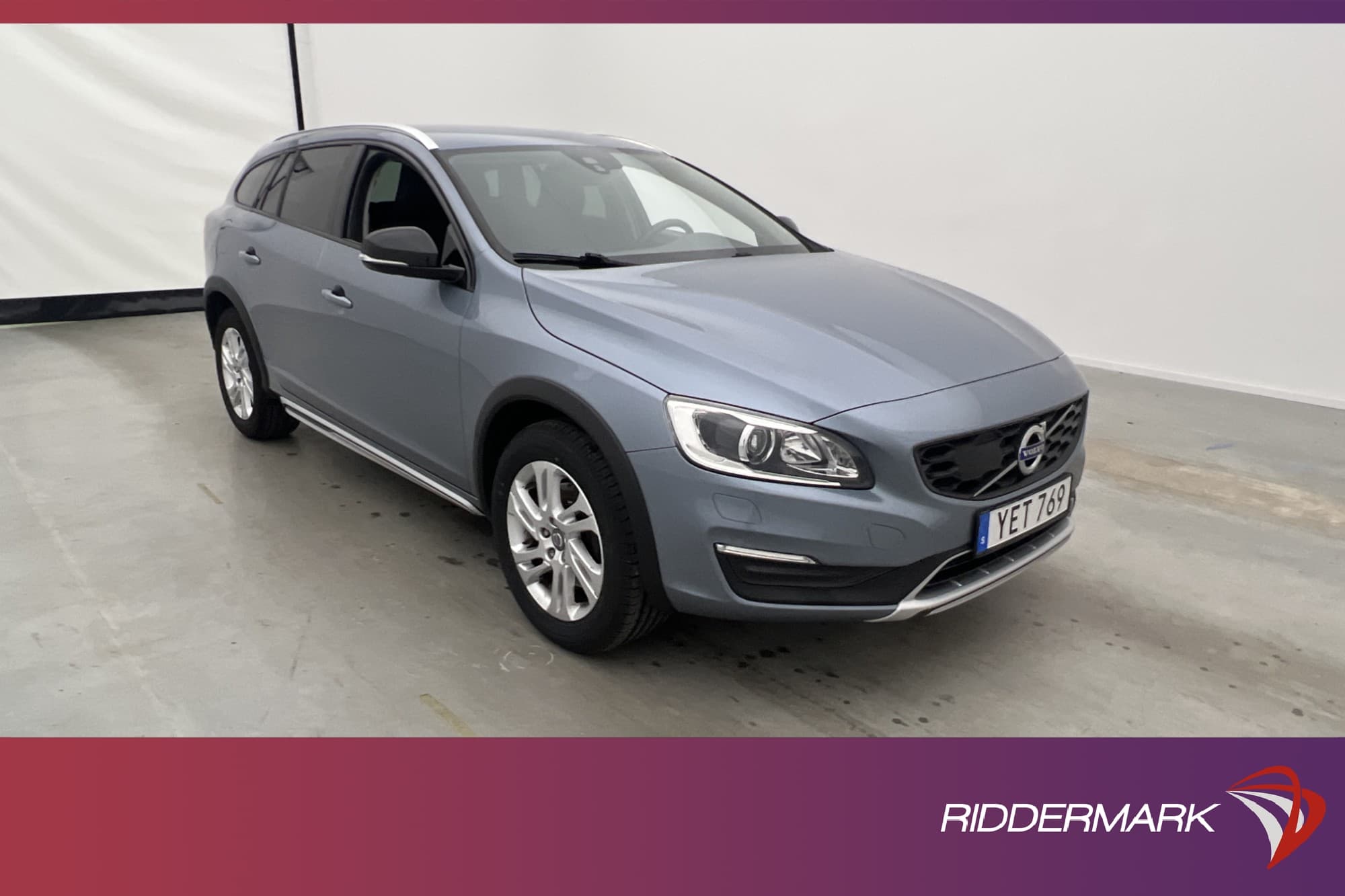 Volvo V60 Cross Country D4