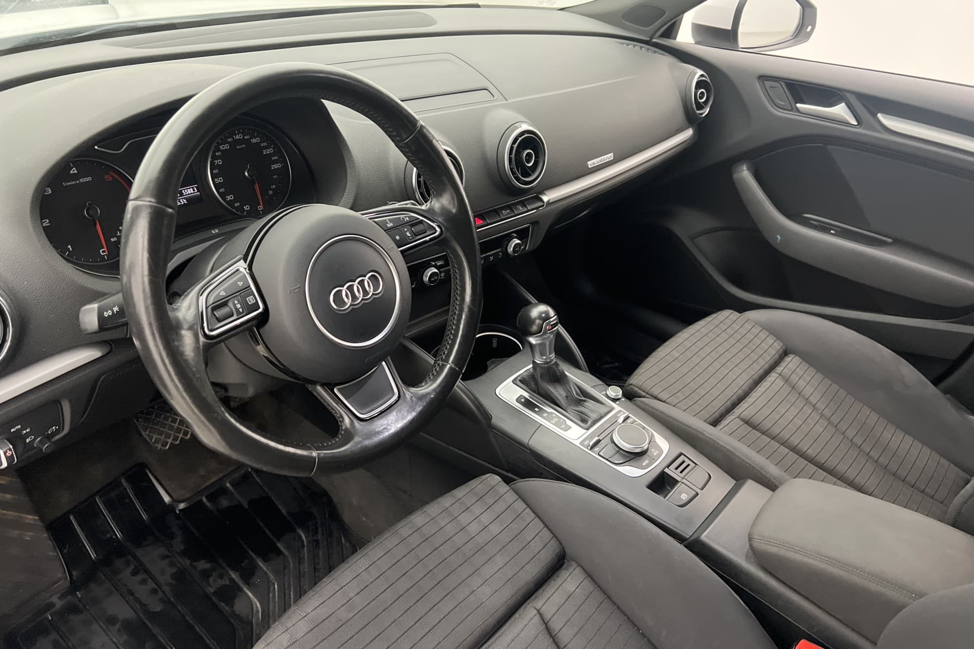 Audi A3 Sportback TDI Quattro 184hk Proline Drag D-Värmare